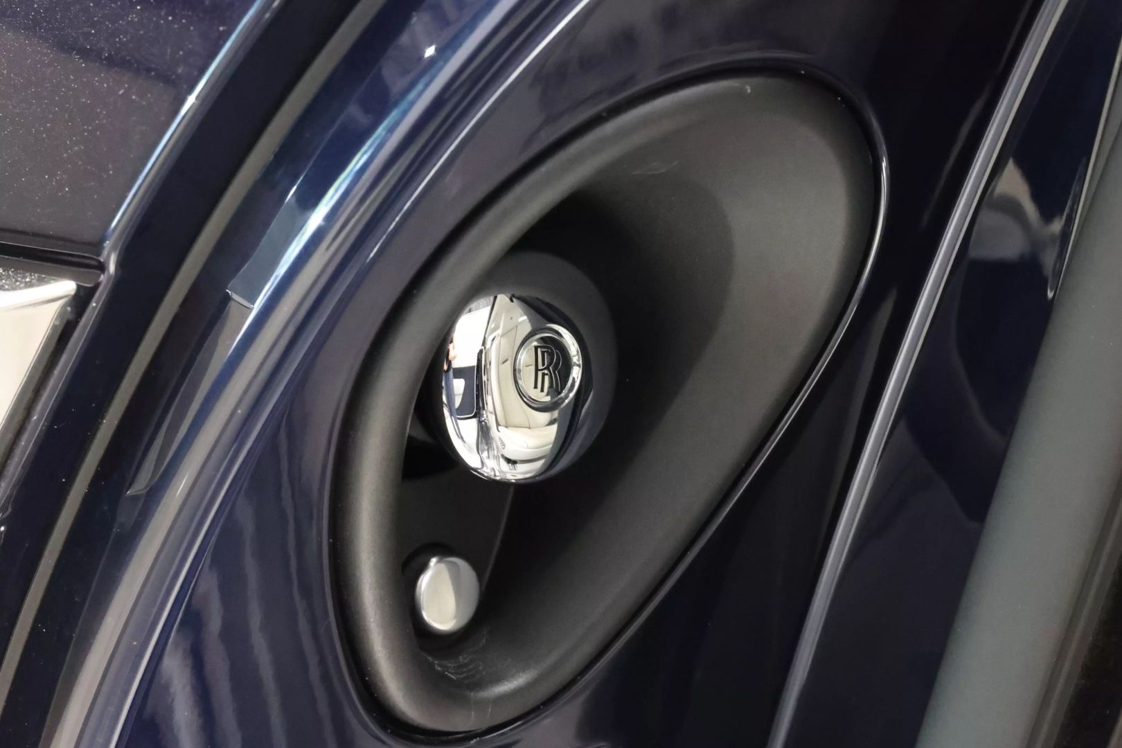 2014 Rolls-royce Wraith - Image 13