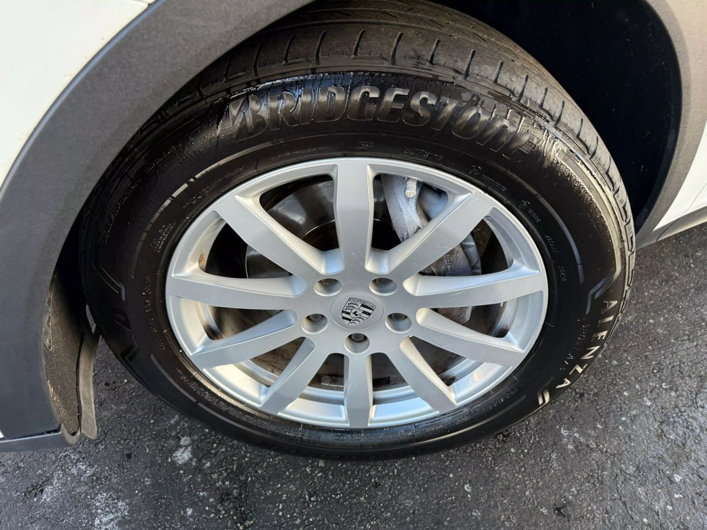 2019 Porsche Cayenne - Image 44