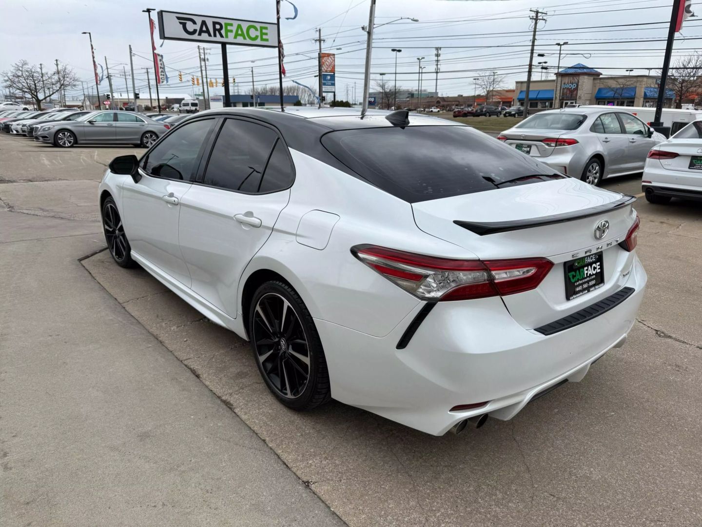 2019 Toyota Camry - Image 8