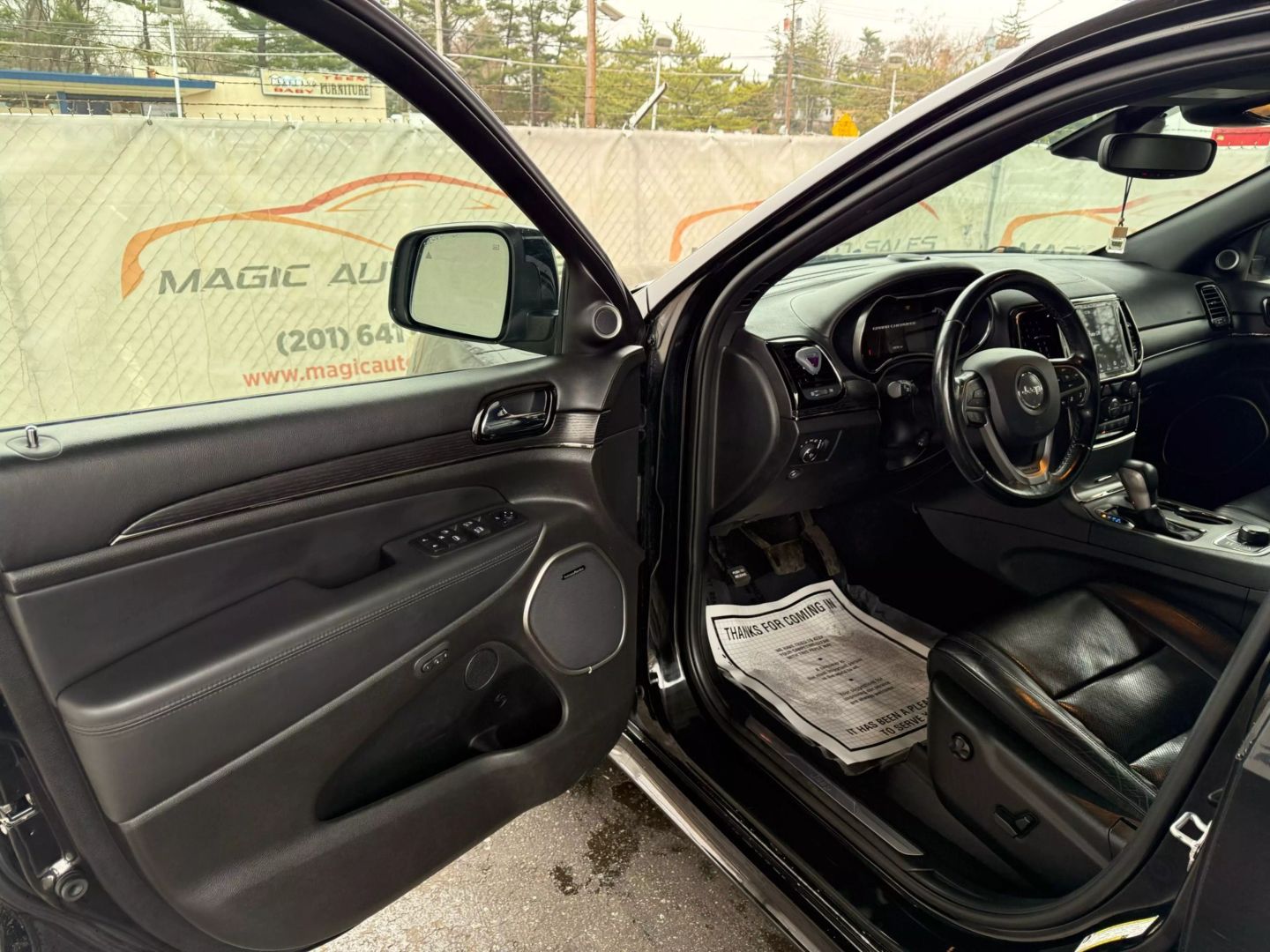 2020 Jeep Grand Cherokee - Image 14