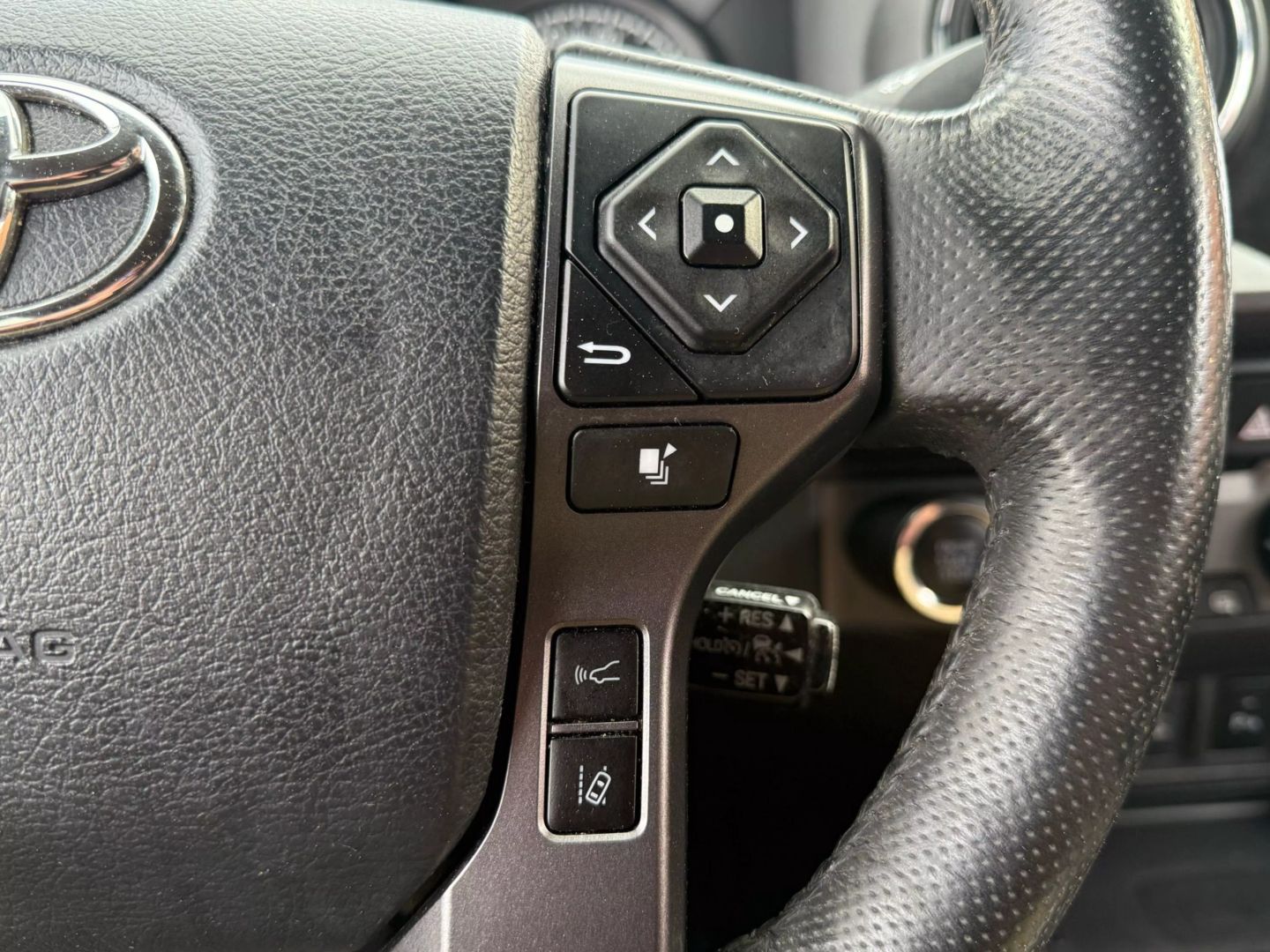 2019 Toyota Tacoma Double Cab - Image 21