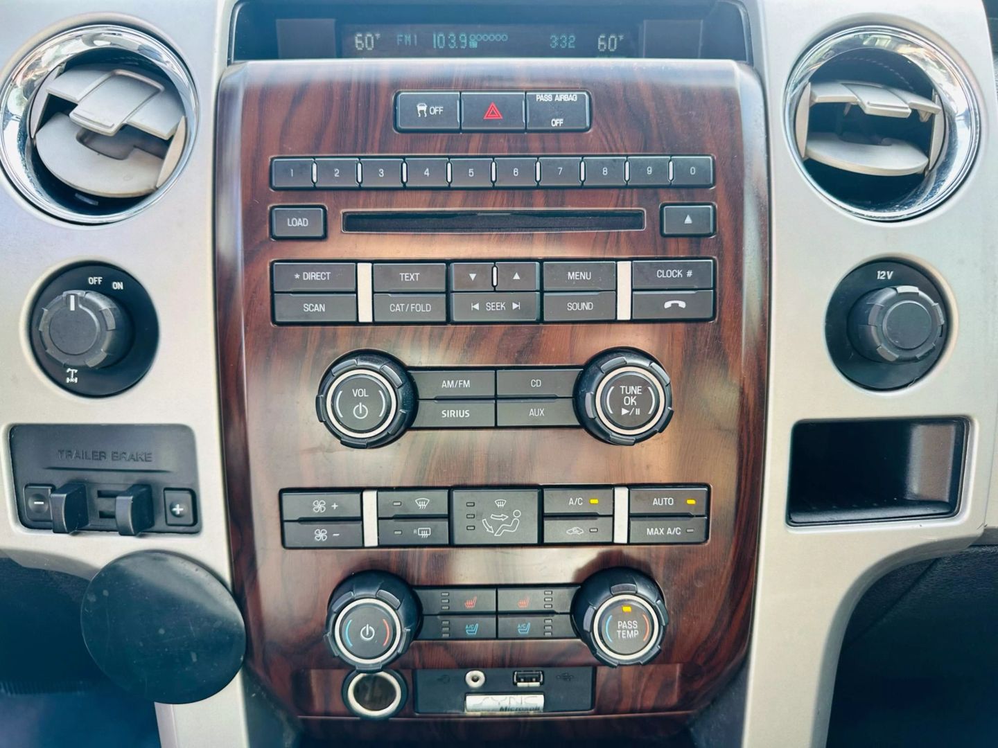 2012 Ford F150 Supercrew Cab - Image 21