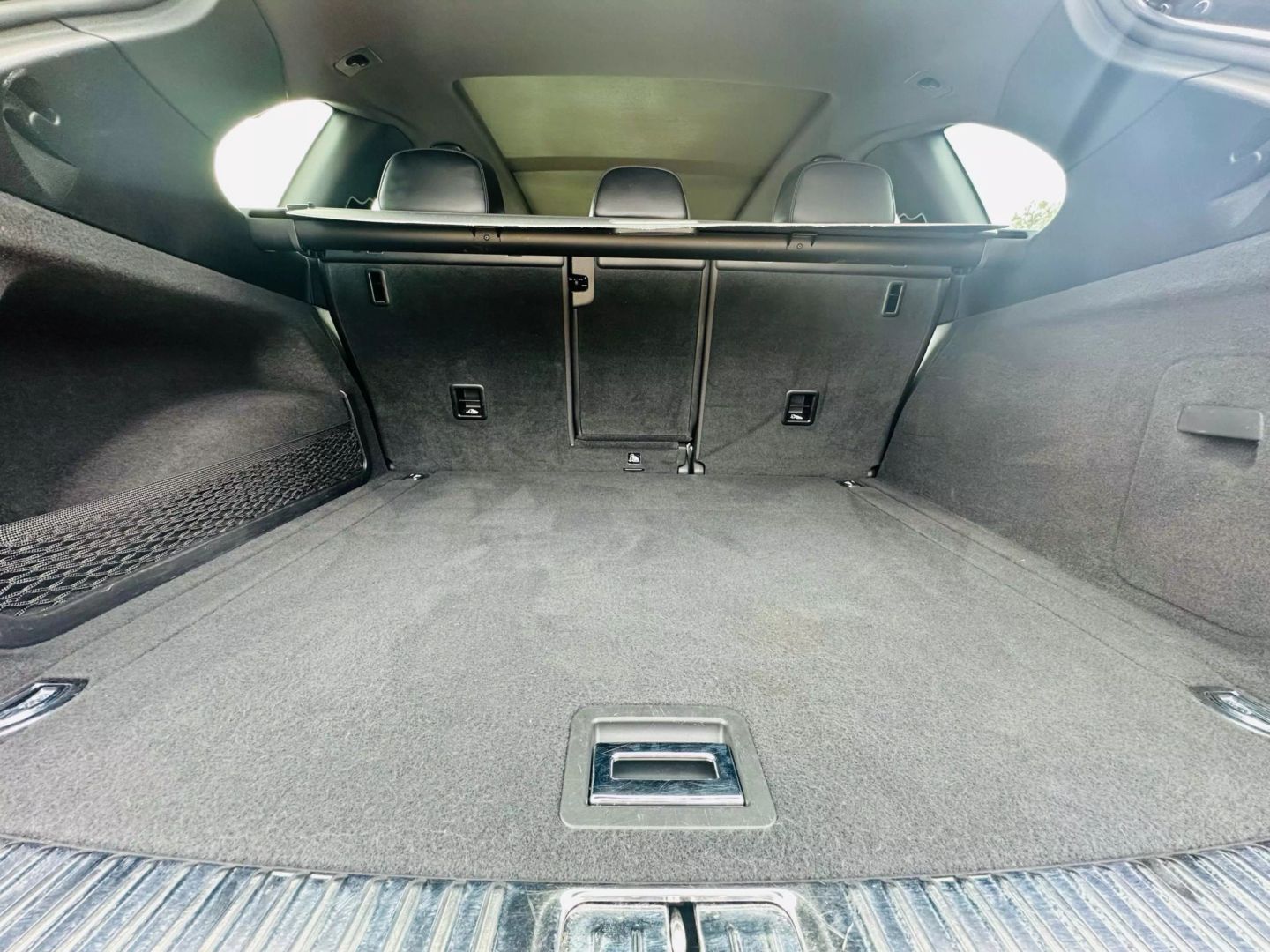 2015 Porsche Cayenne - Image 12