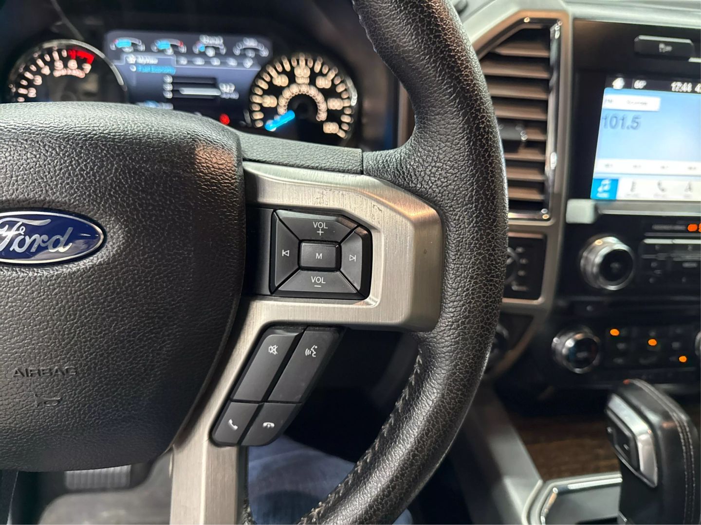 2016 Ford F150 Supercrew Cab - Image 27