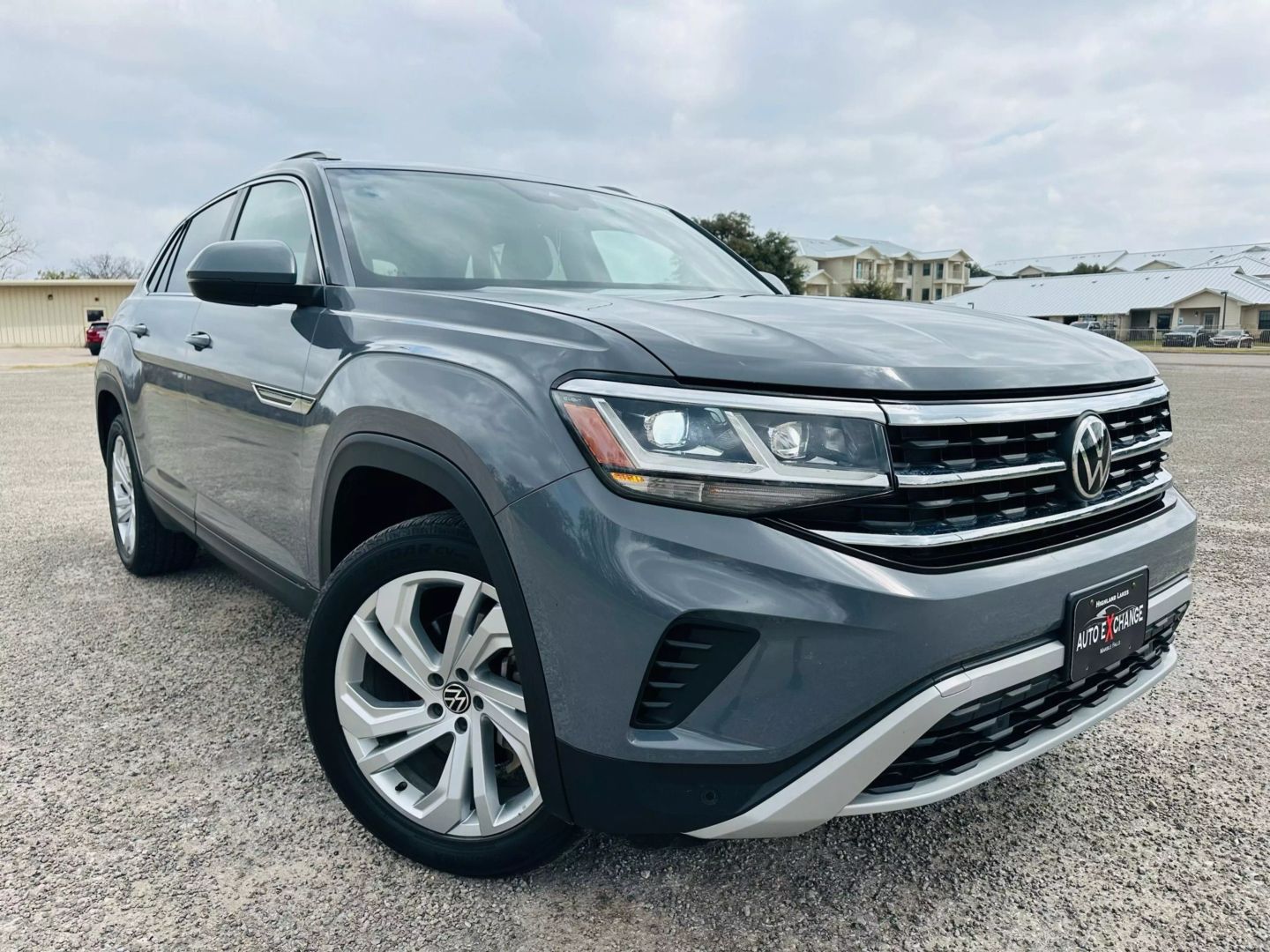 2021 Volkswagen Atlas Cross Sport - Image 4