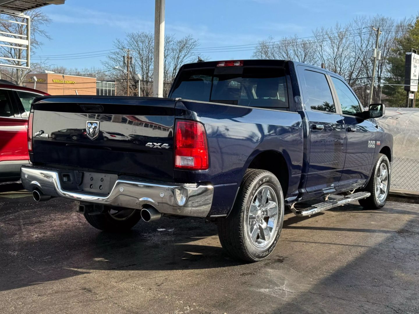 2017 Ram 1500 Crew Cab - Image 11