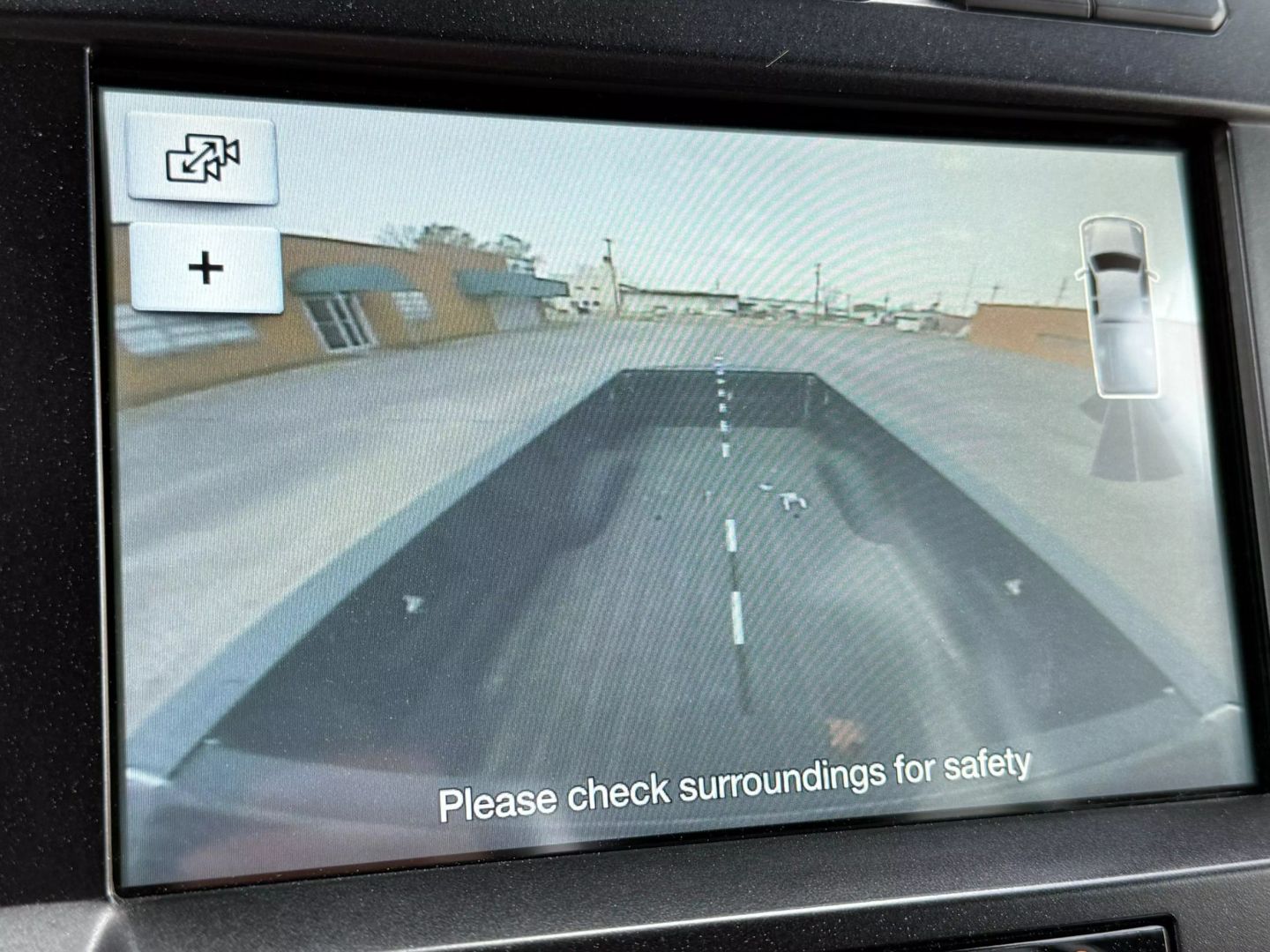 2018 Ford F450 Super Duty Crew Cab - Image 30