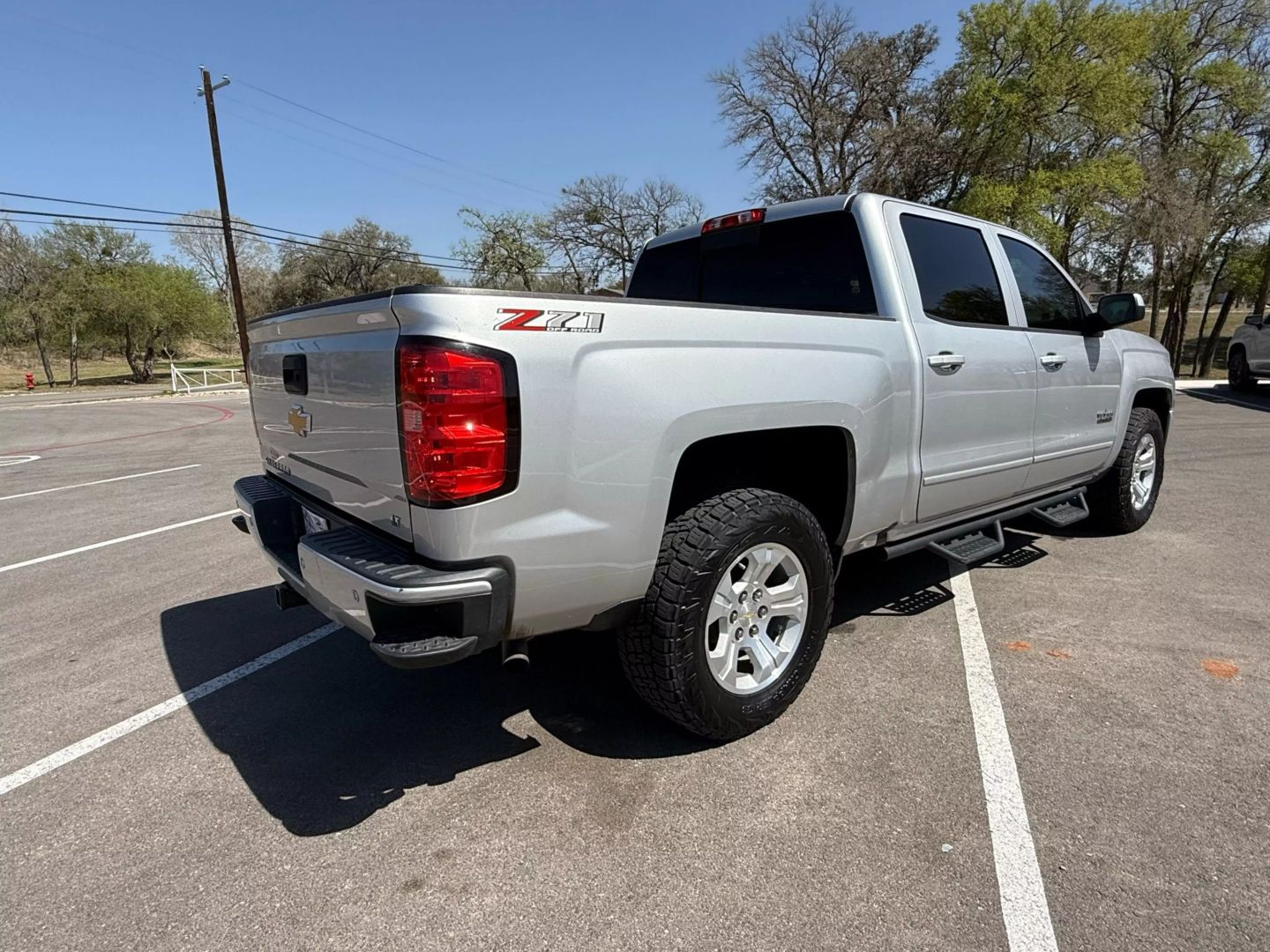 2018 Chevrolet Silverado 1500 Crew Cab - Image 44