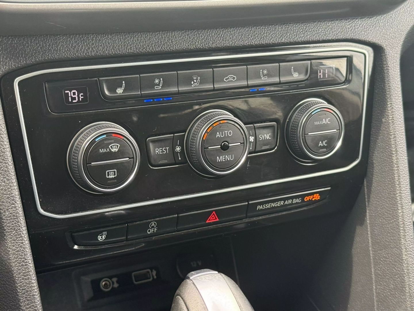 2019 Volkswagen Atlas - Image 52
