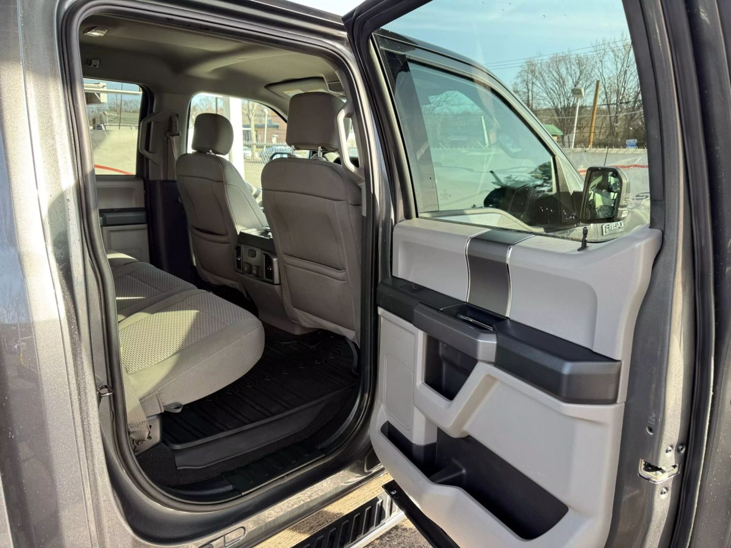 2020 Ford F150 Supercrew Cab - Image 21