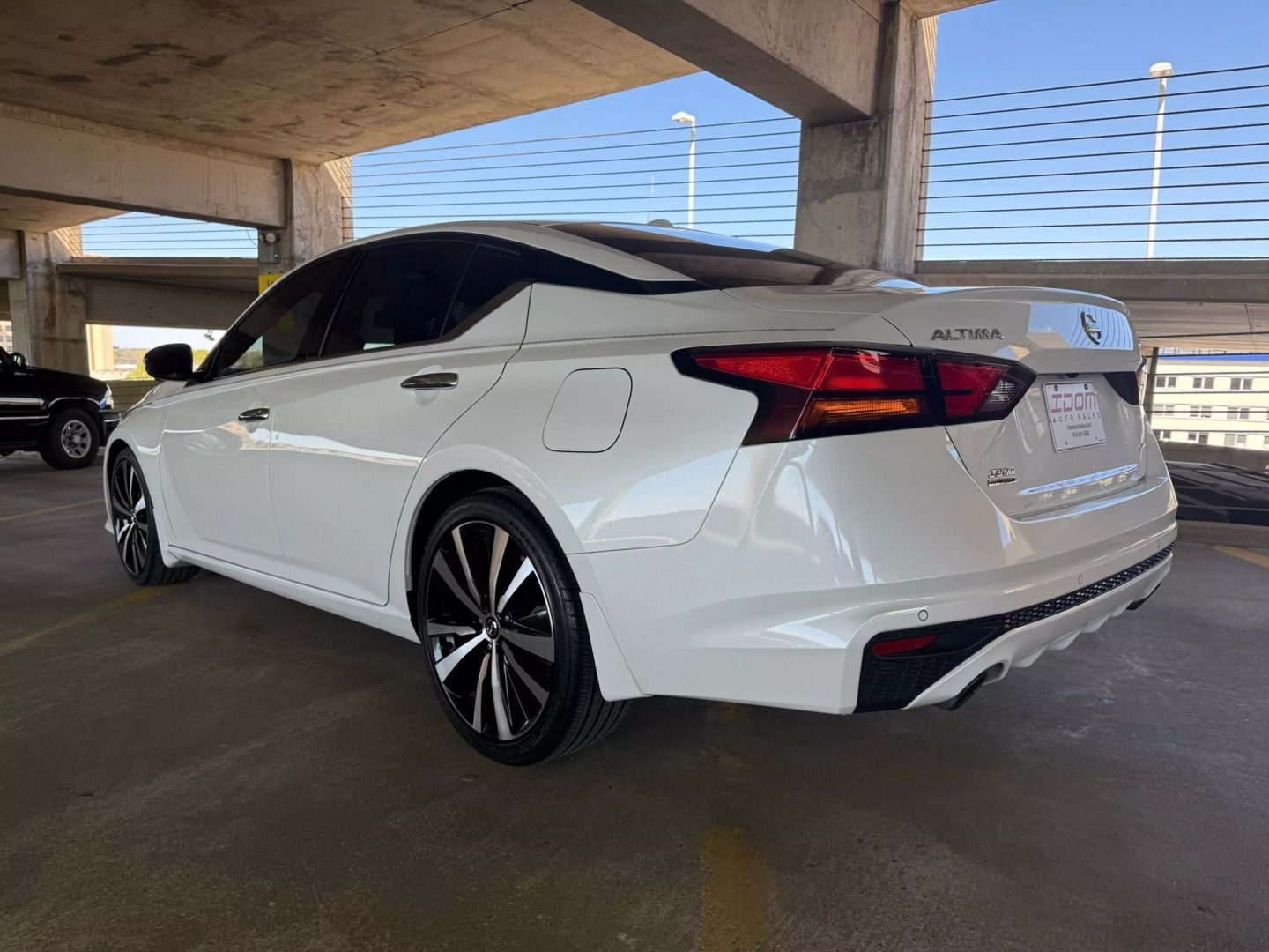 2019 Nissan Altima - Image 4
