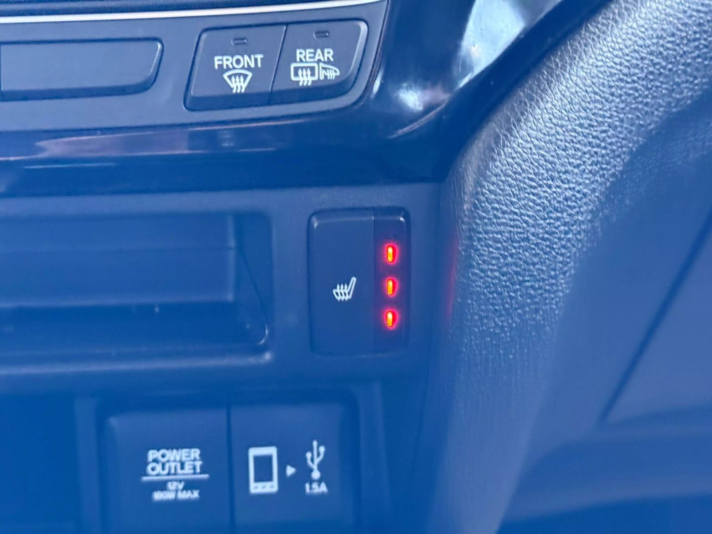2020 Honda Ridgeline - Image 31