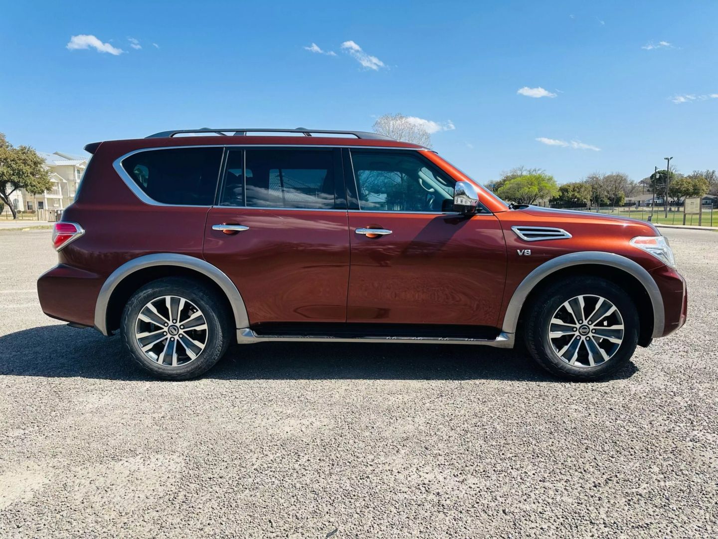 2018 Nissan Armada - Image 5