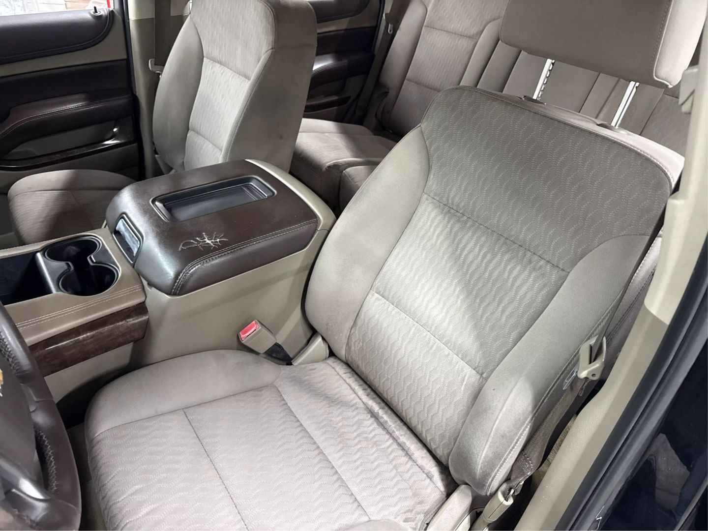 2016 Chevrolet Tahoe - Image 28