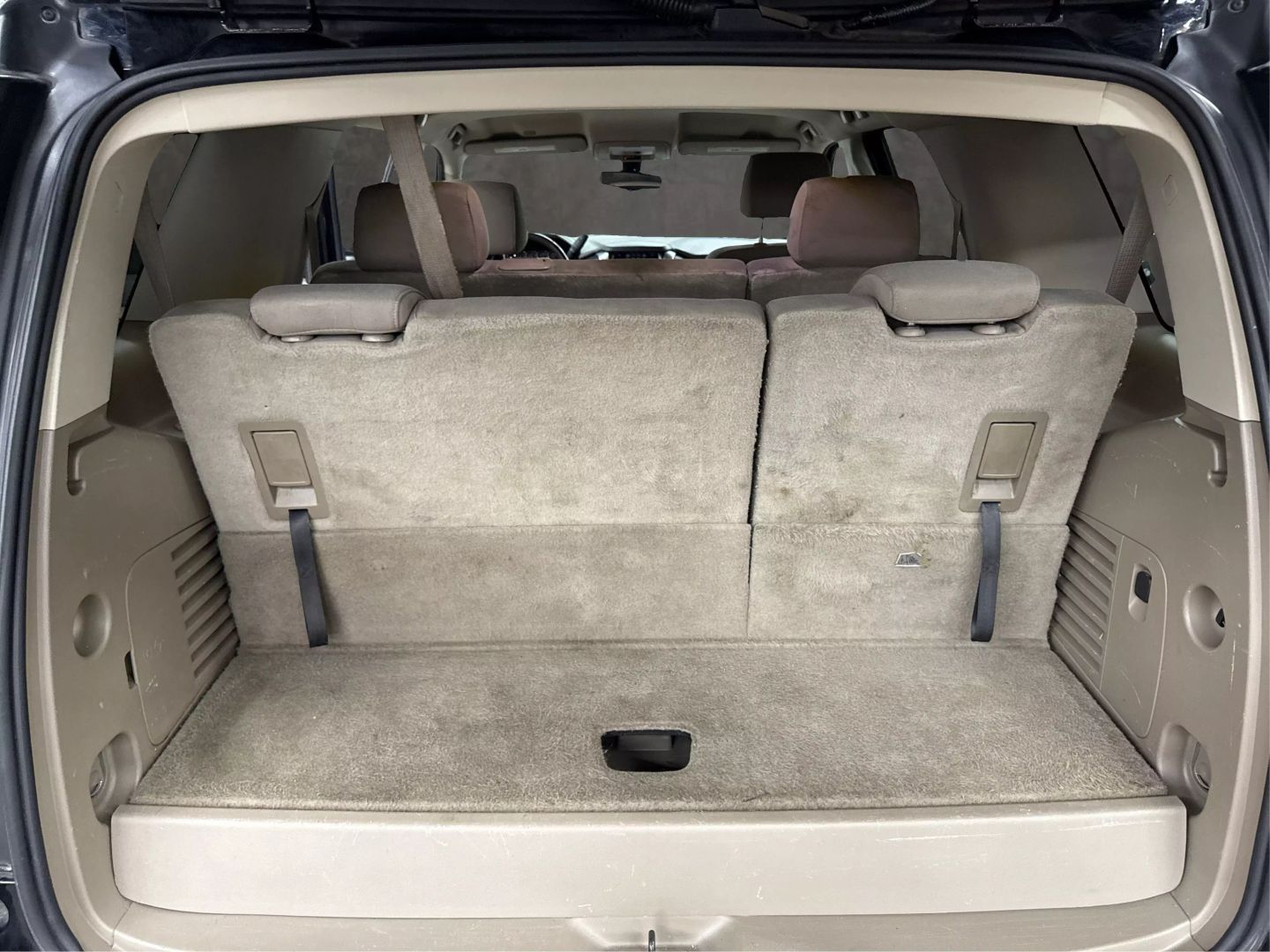2016 Chevrolet Tahoe - Image 10