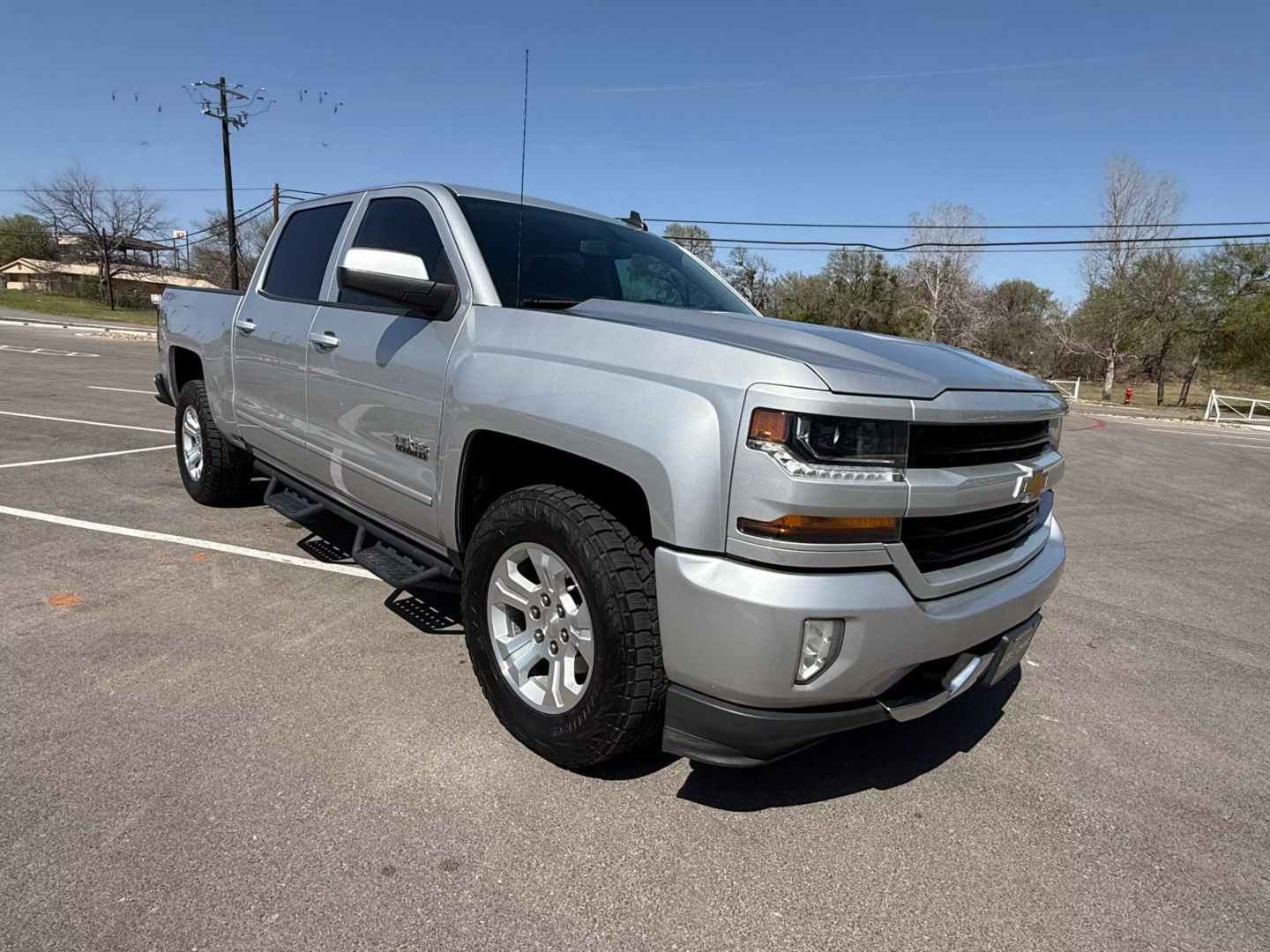 2018 Chevrolet Silverado 1500 Crew Cab - Image 2