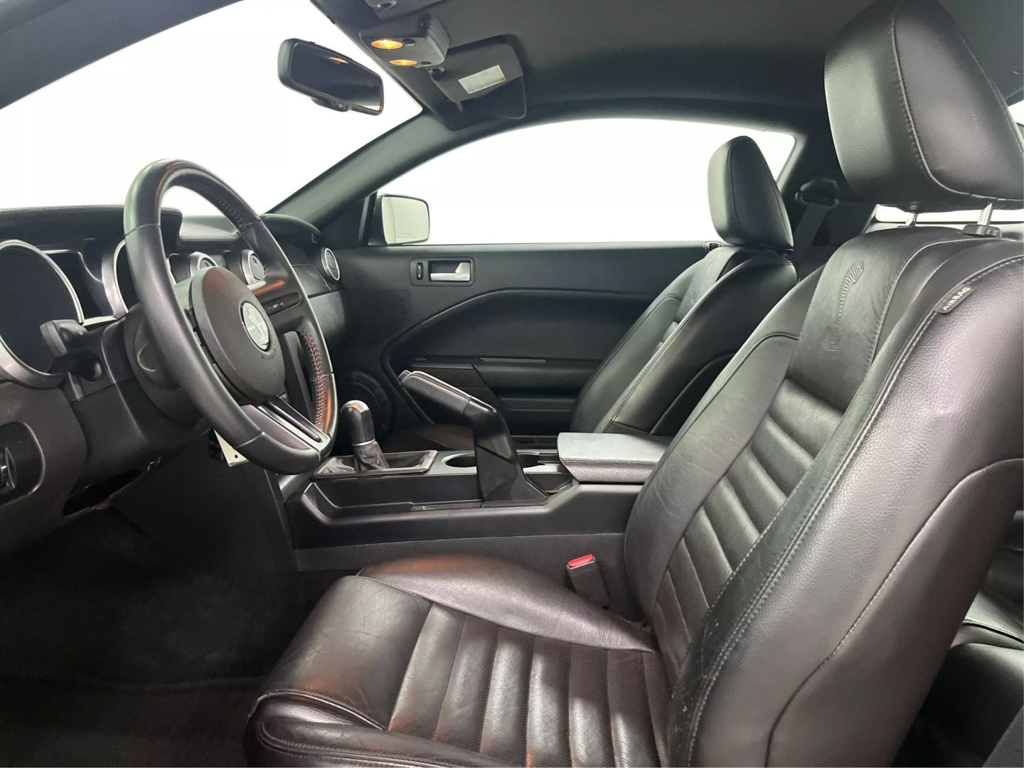 2007 Ford Mustang - Image 9