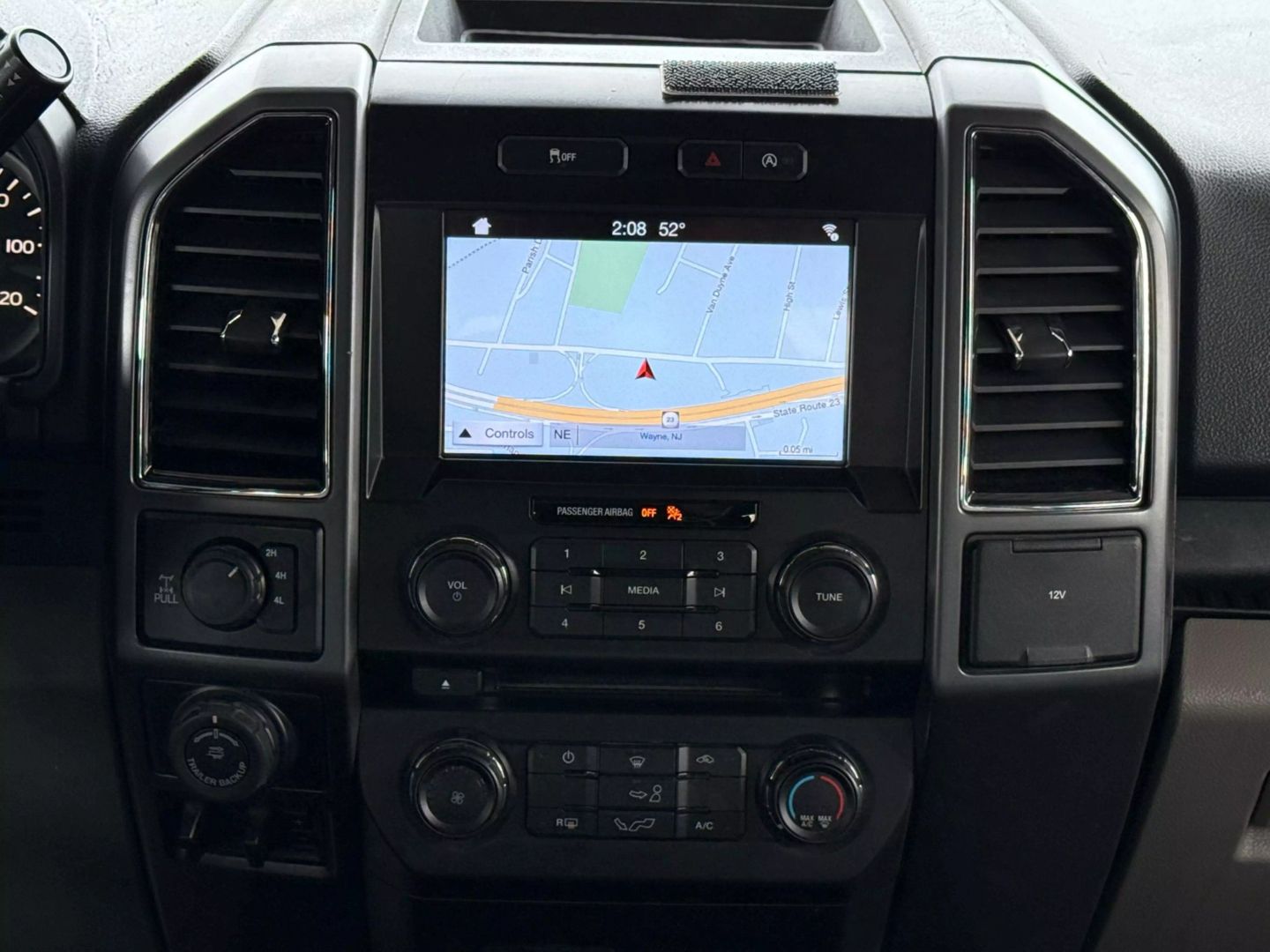 2017 Ford F150 Supercrew Cab - Image 28