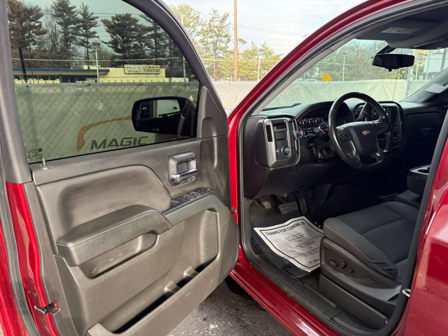2018 Chevrolet Silverado 1500 Crew Cab - Image 14