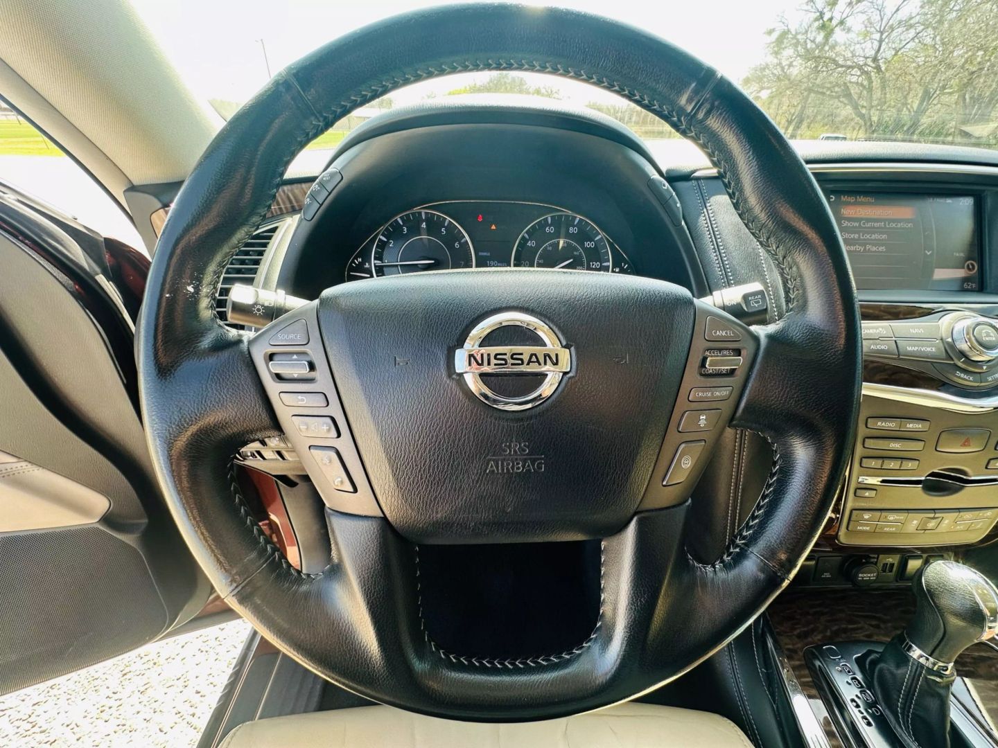 2018 Nissan Armada - Image 26