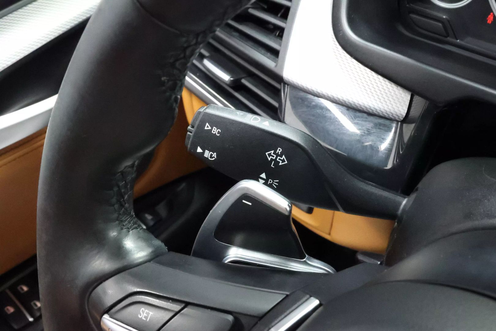 2015 Bmw X6 - Image 24