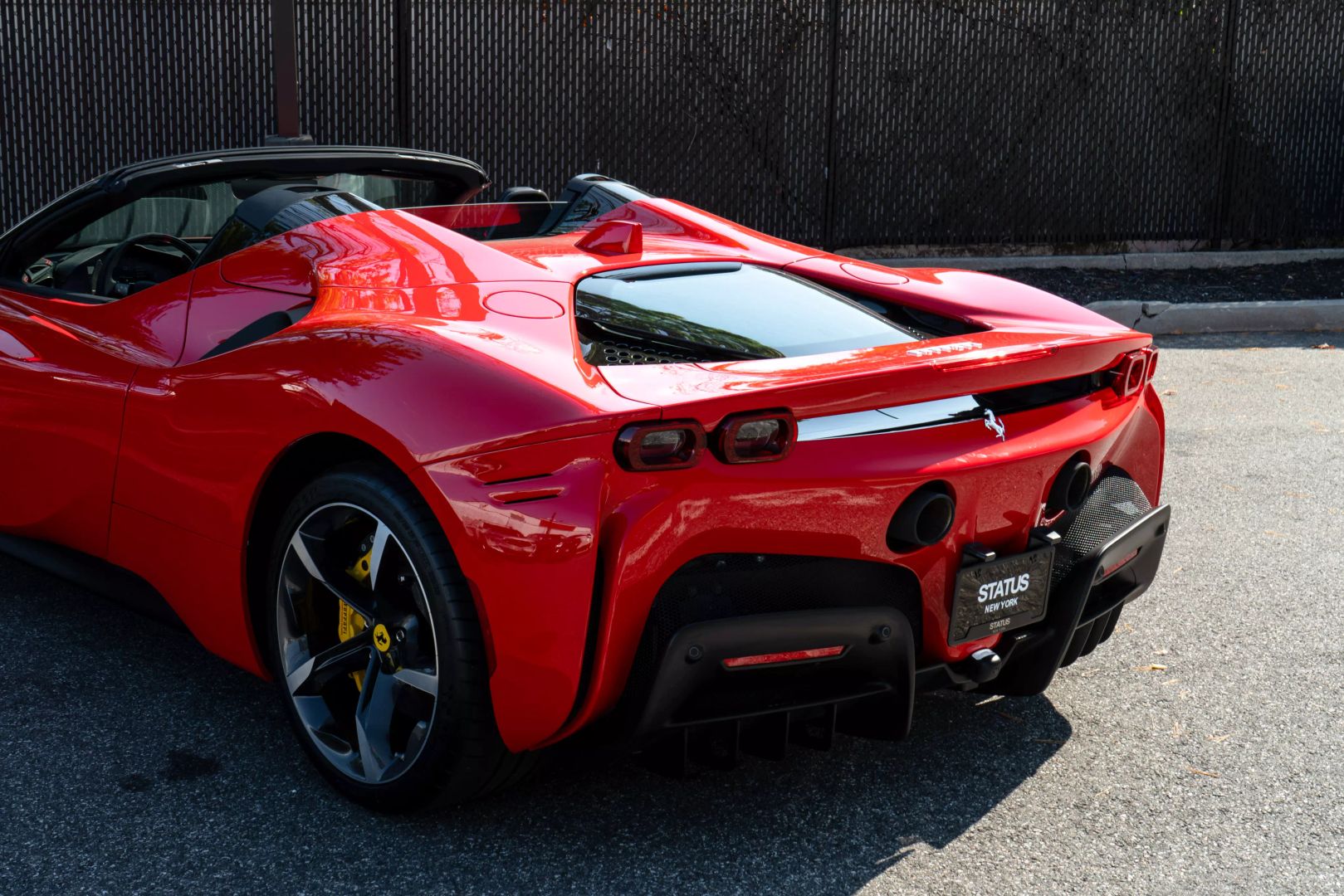 2024 Ferrari Sf90 Spider - Image 38