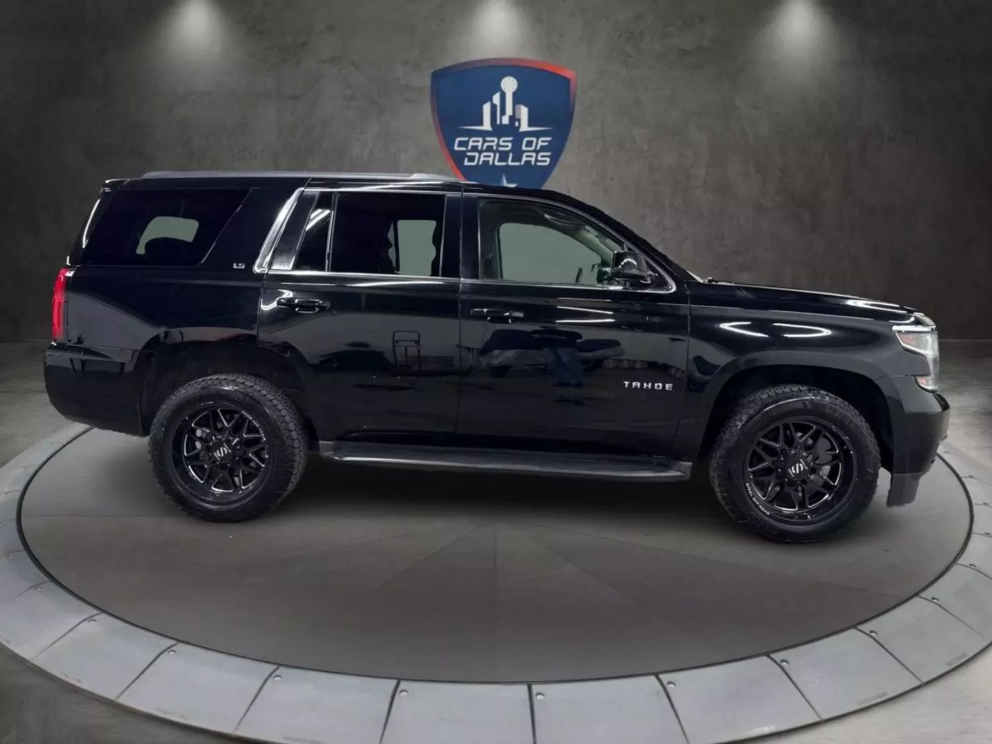 2016 Chevrolet Tahoe - Image 6