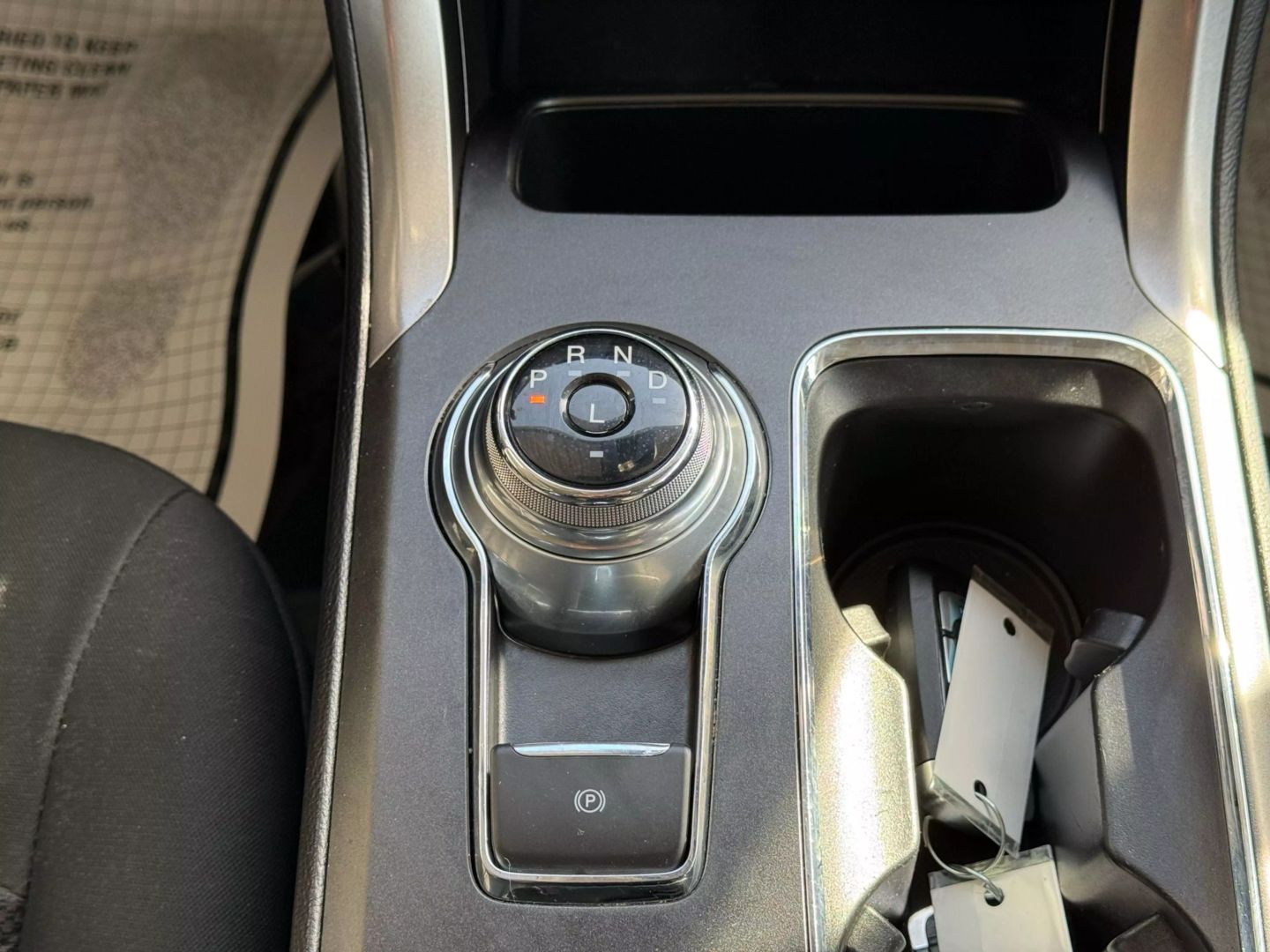 2020 Ford Fusion - Image 29