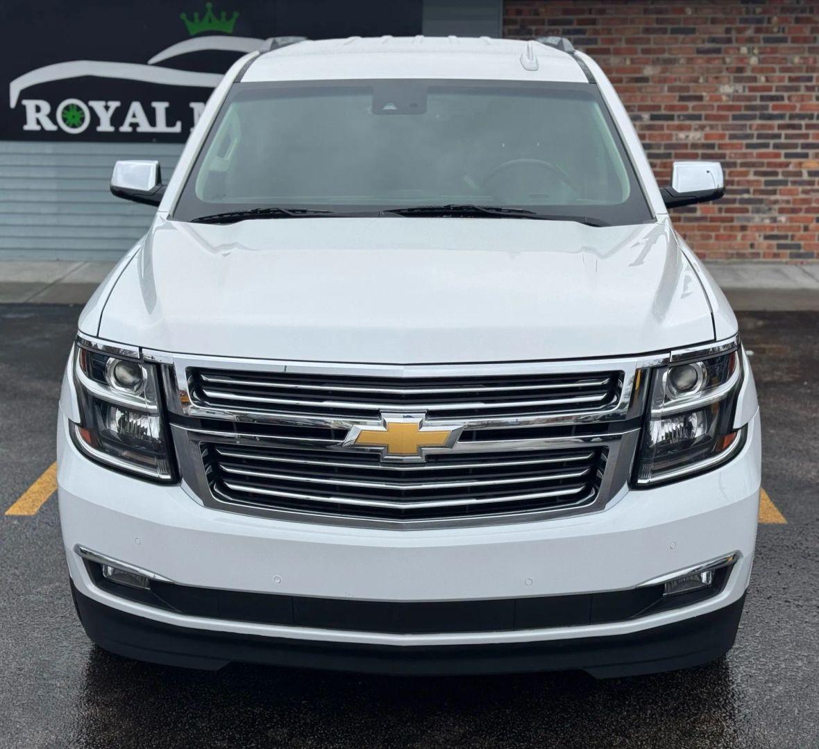 2017 Chevrolet Tahoe - Image 4