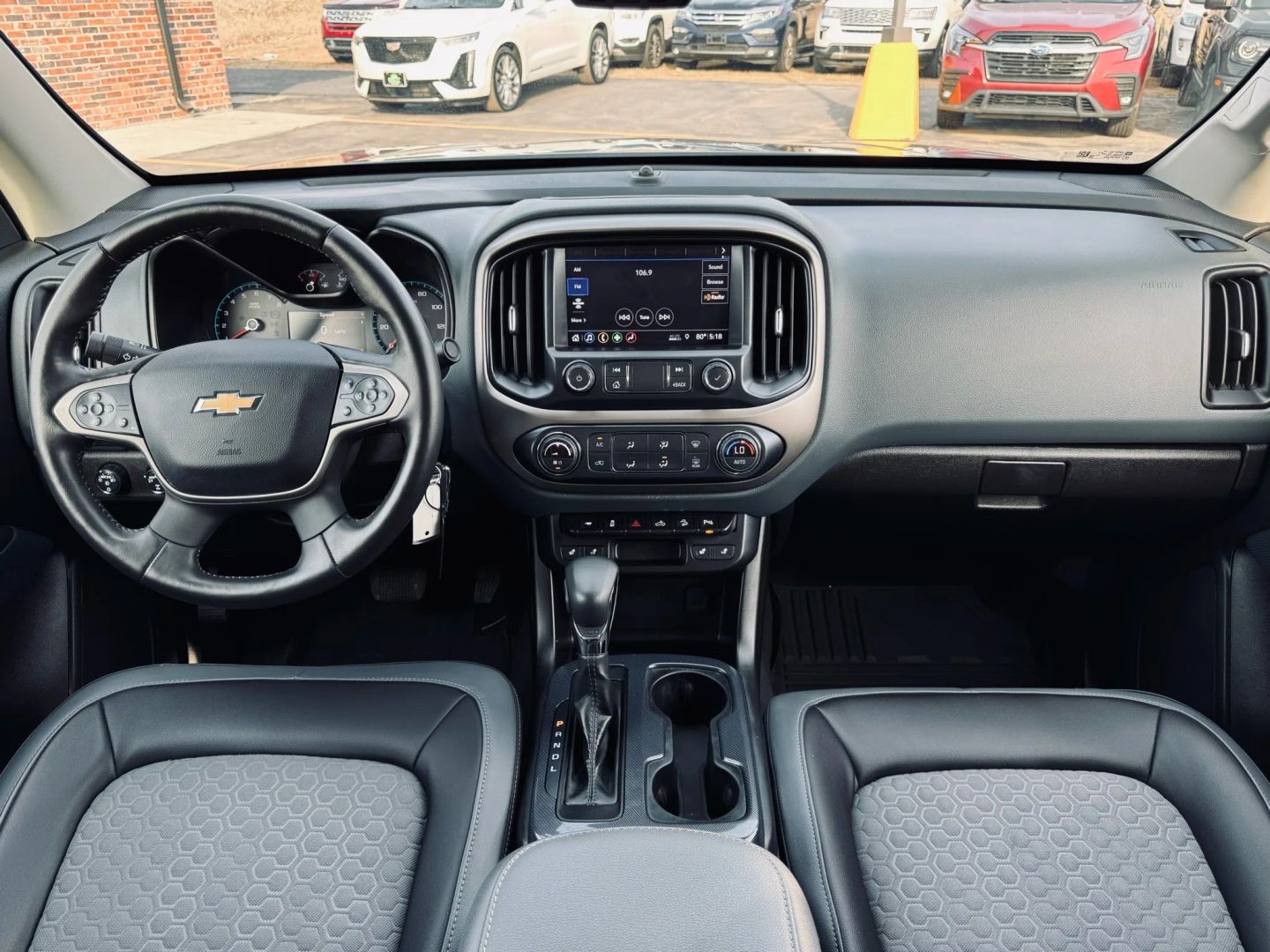 2022 Chevrolet Colorado Crew Cab - Image 16