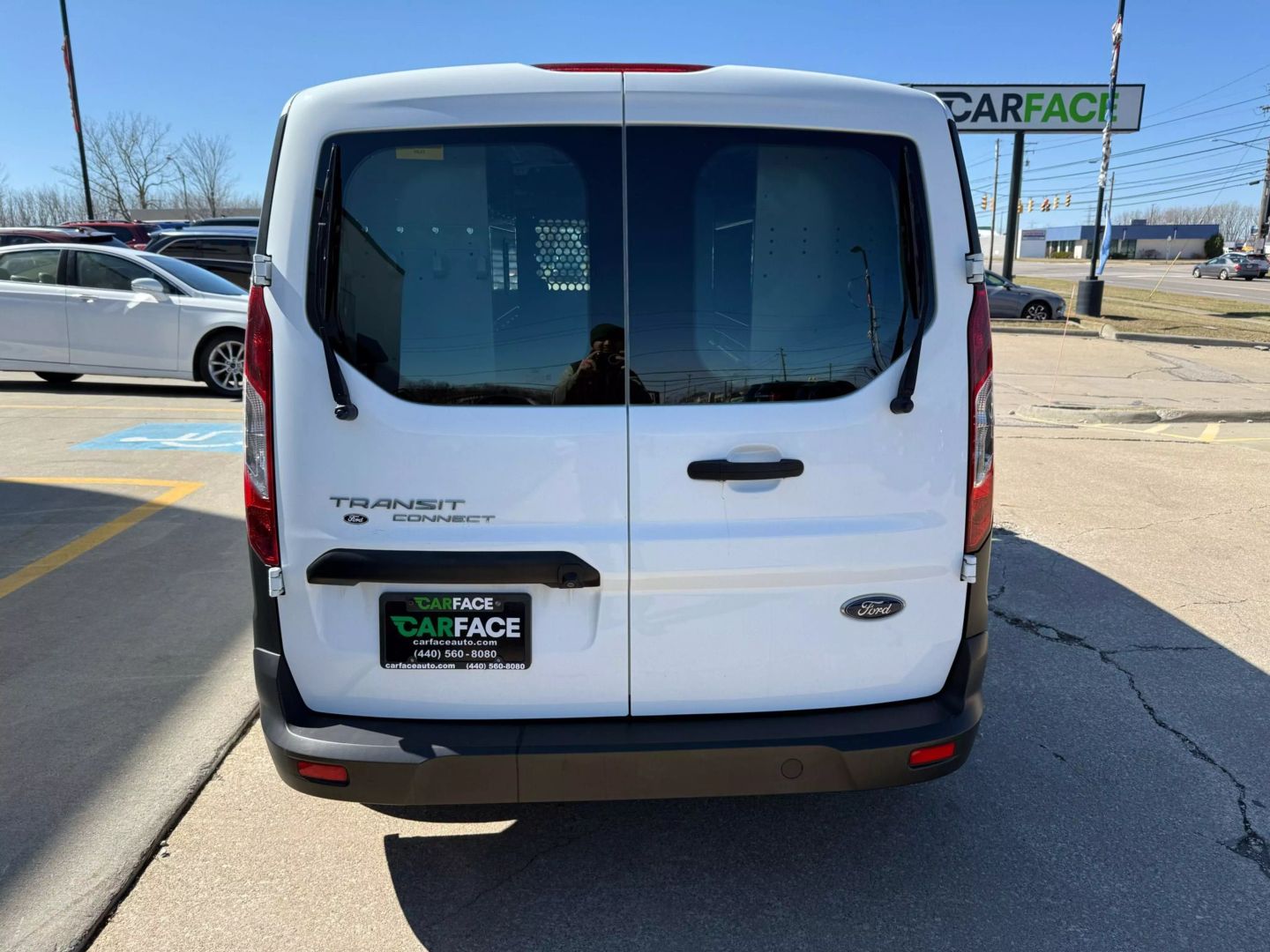 2020 Ford Transit Connect Cargo Van - Image 10