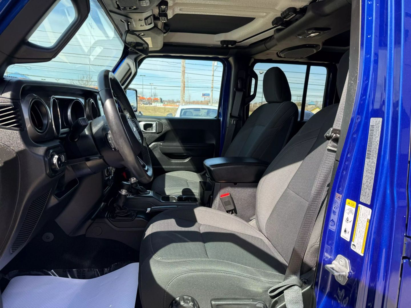 2018 Jeep Wrangler Unlimited - Image 17