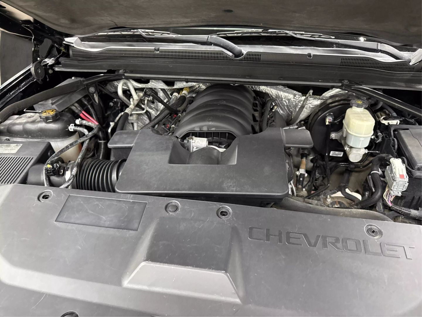 2016 Chevrolet Tahoe - Image 9