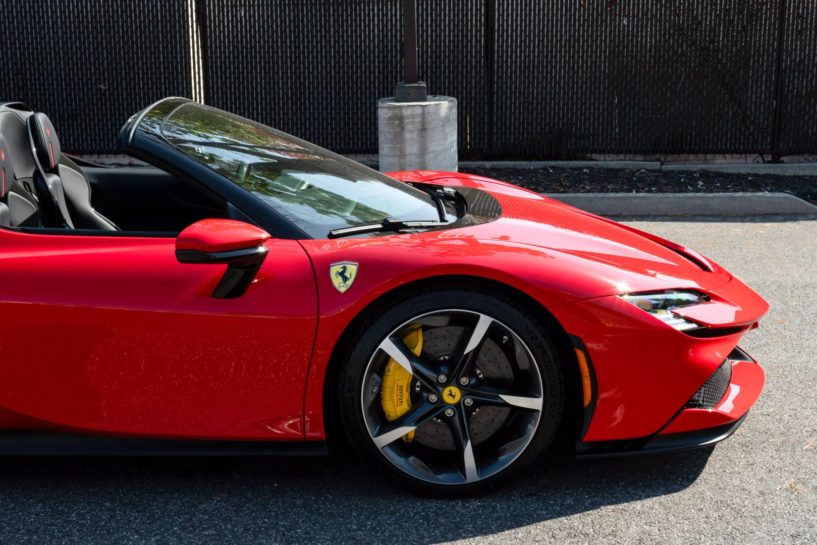 2024 Ferrari Sf90 Spider - Image 24