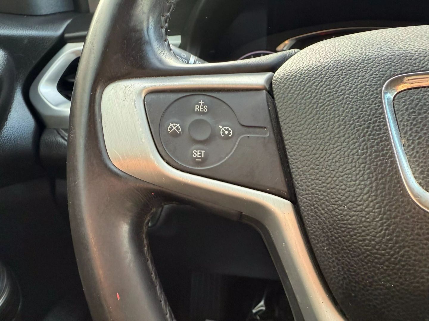 2019 Gmc Acadia - Image 33