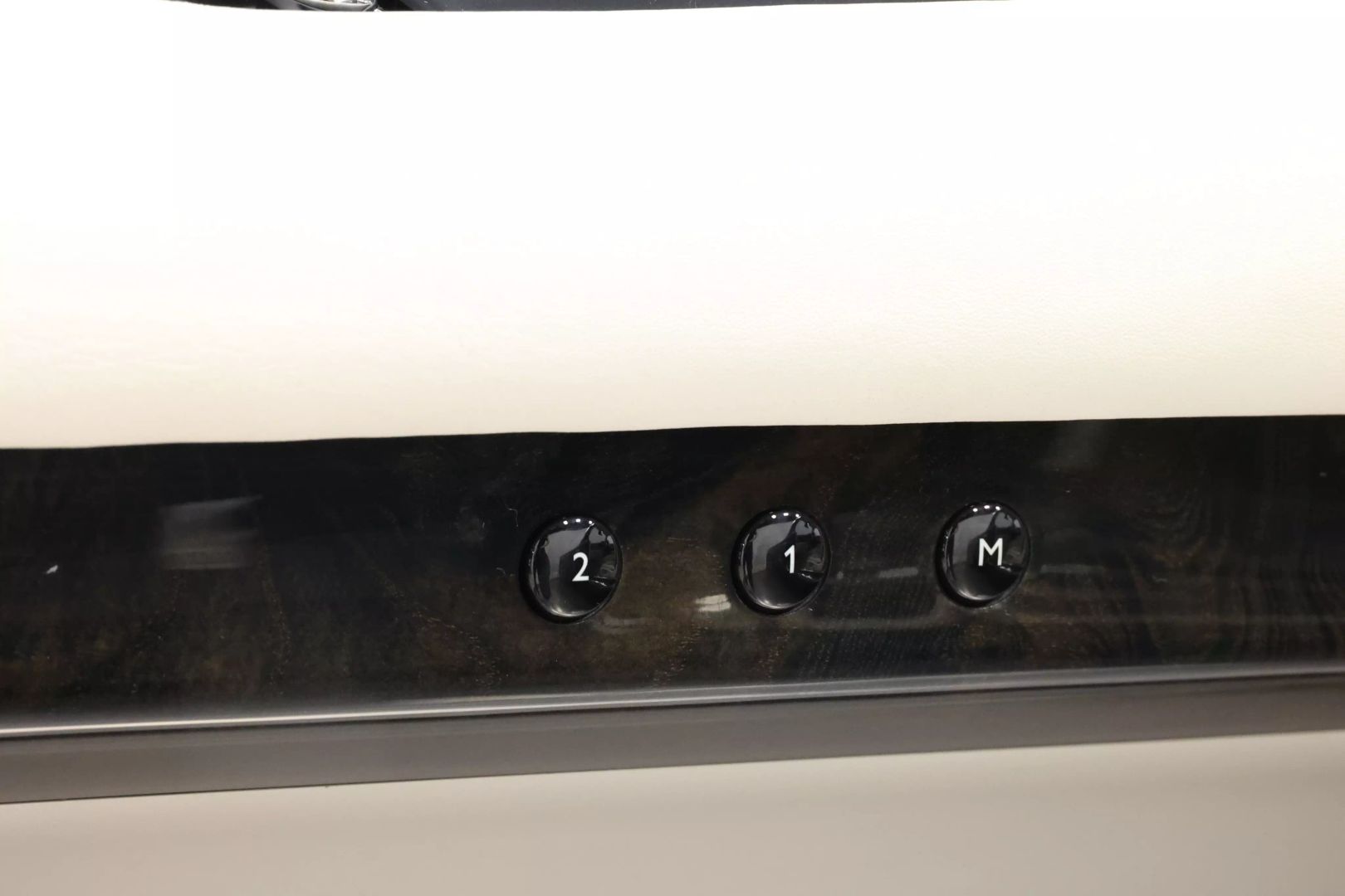 2014 Rolls-royce Wraith - Image 82