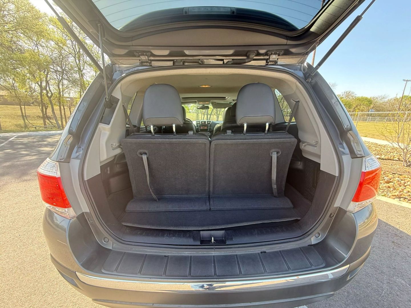 2013 Toyota Highlander - Image 36