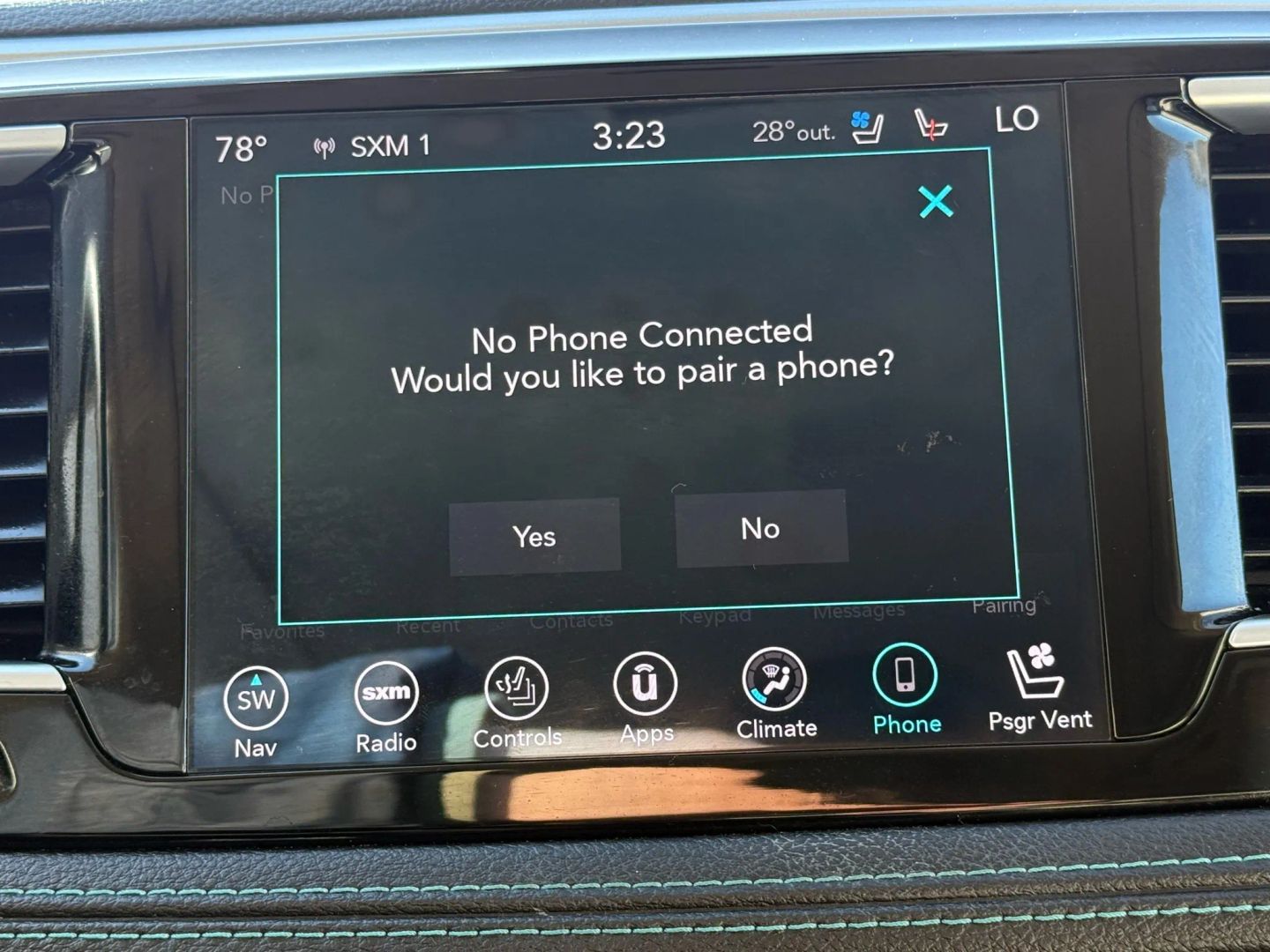 2018 Chrysler Pacifica Hybrid - Image 51