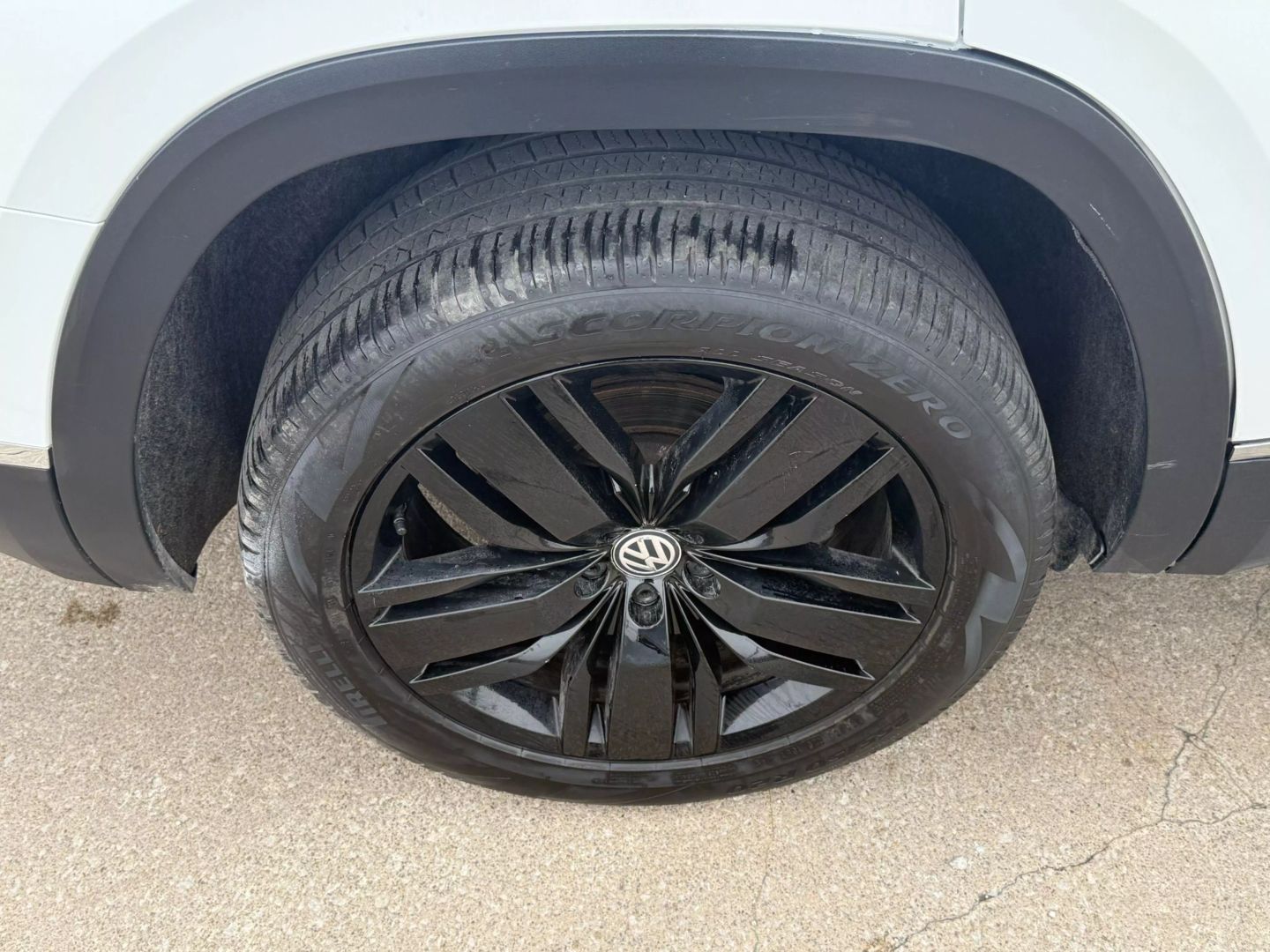 2019 Volkswagen Atlas - Image 65