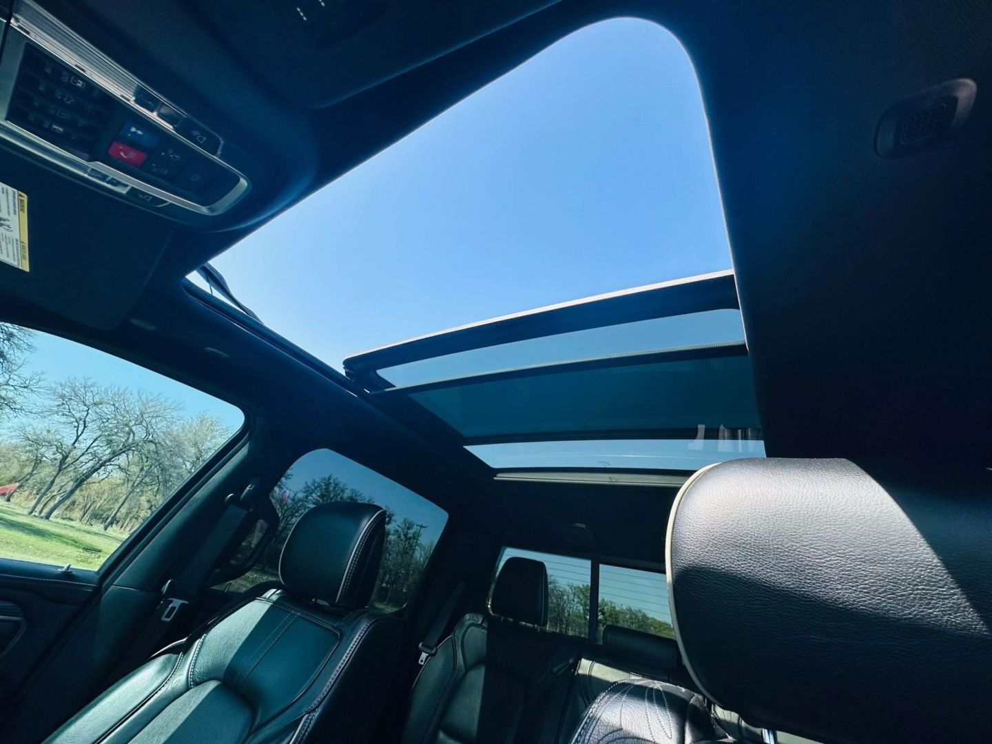 2020 Ram 1500 Crew Cab - Image 30