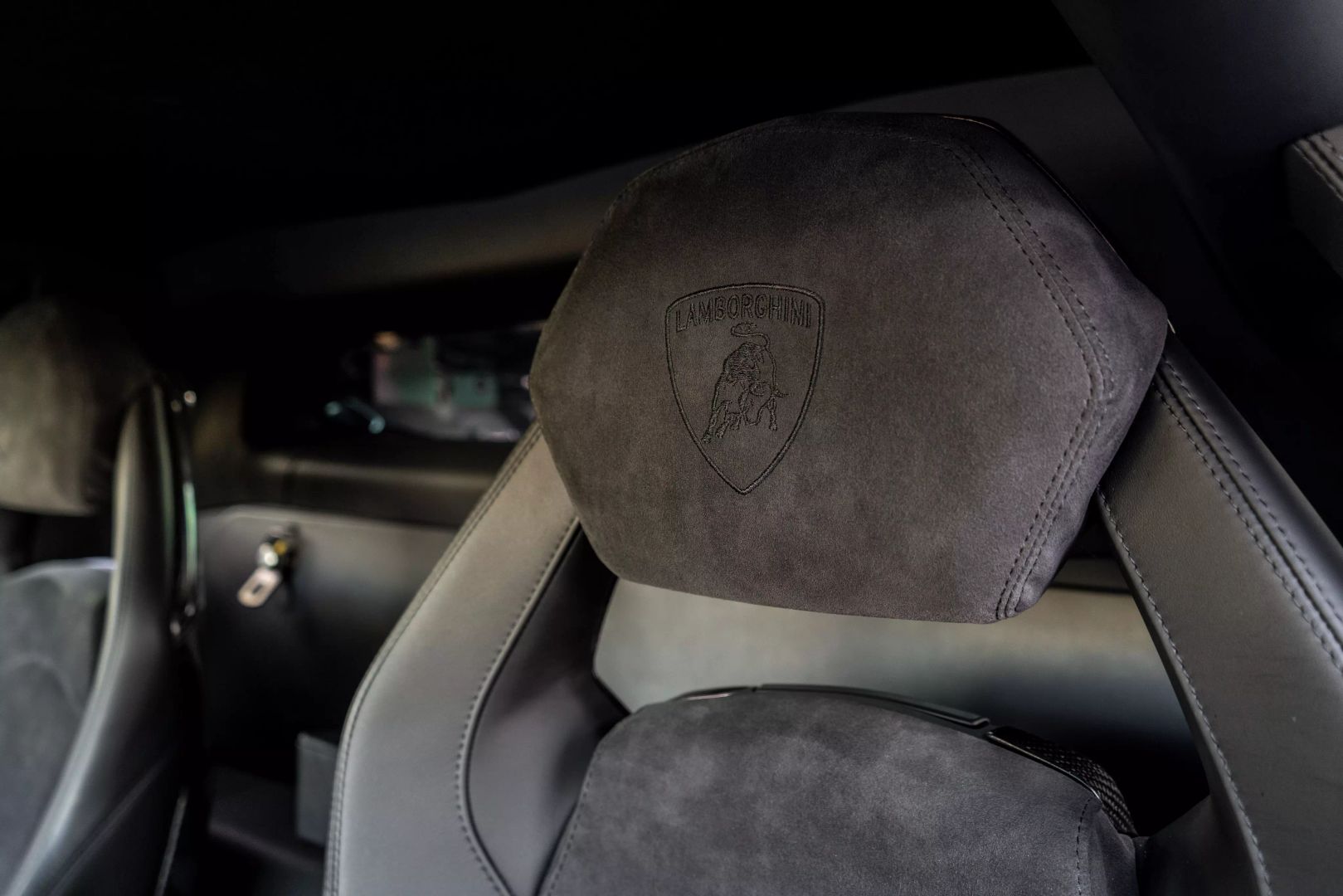 2014 Lamborghini Aventador - Image 59