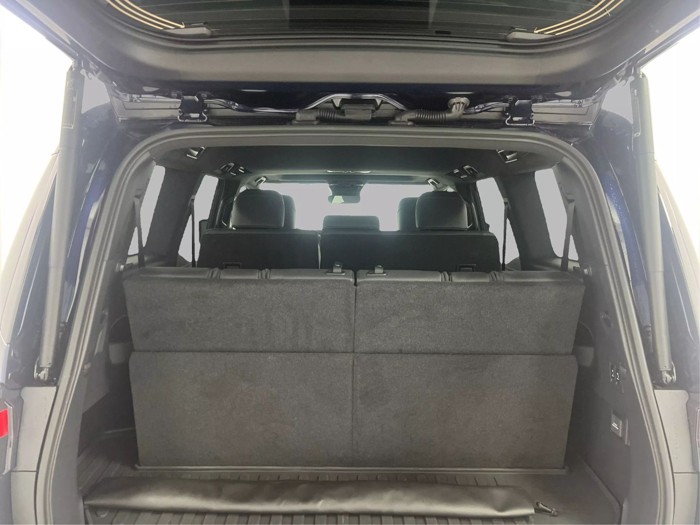 2024 Lexus Gx - Image 11