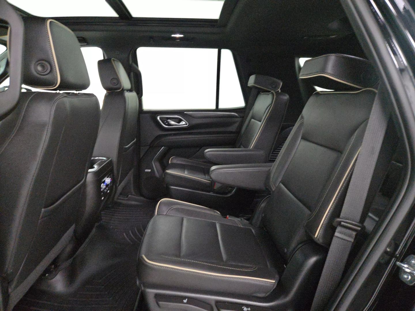 2023 Gmc Yukon - Image 10