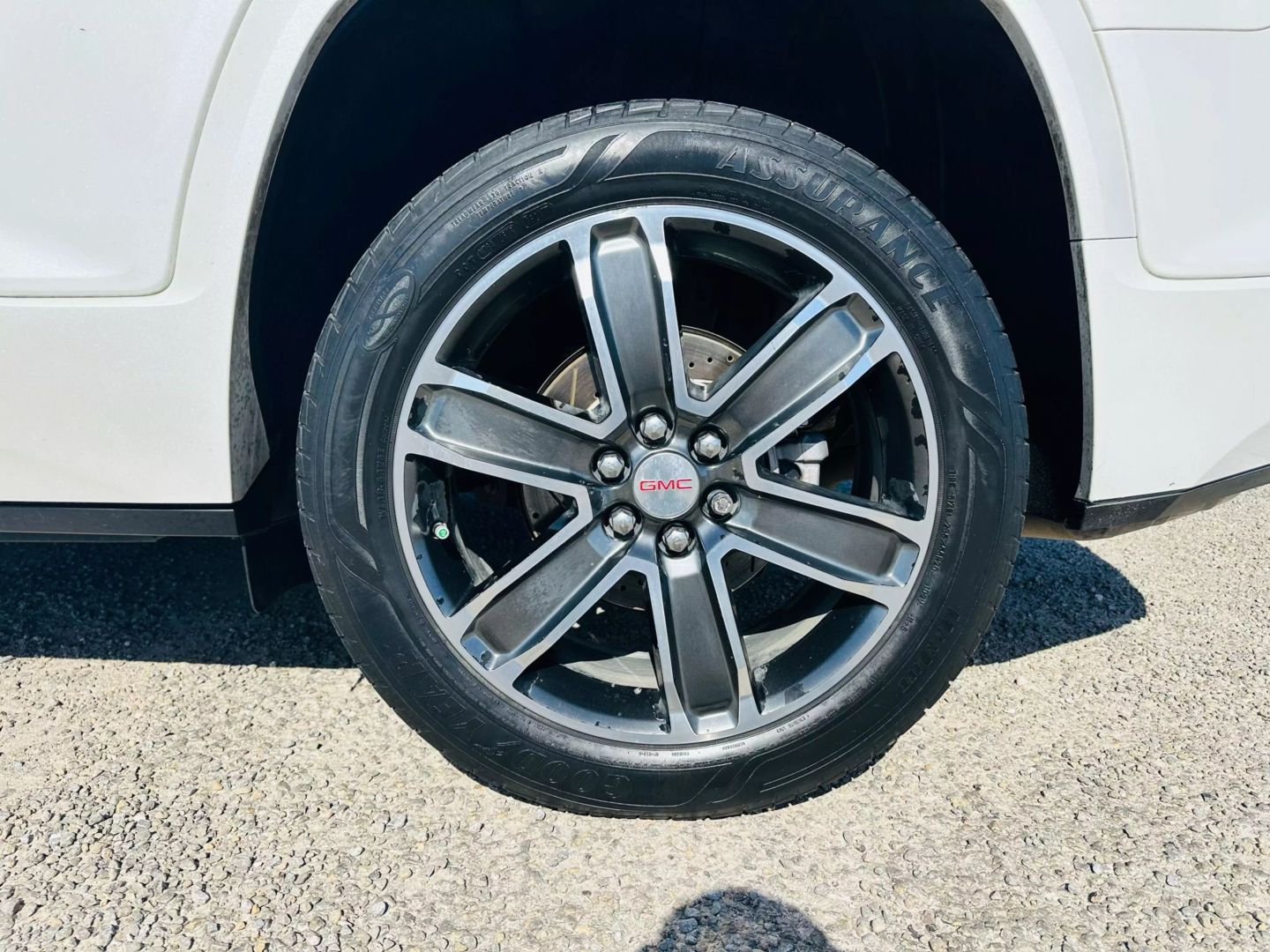 2017 Gmc Acadia - Image 11