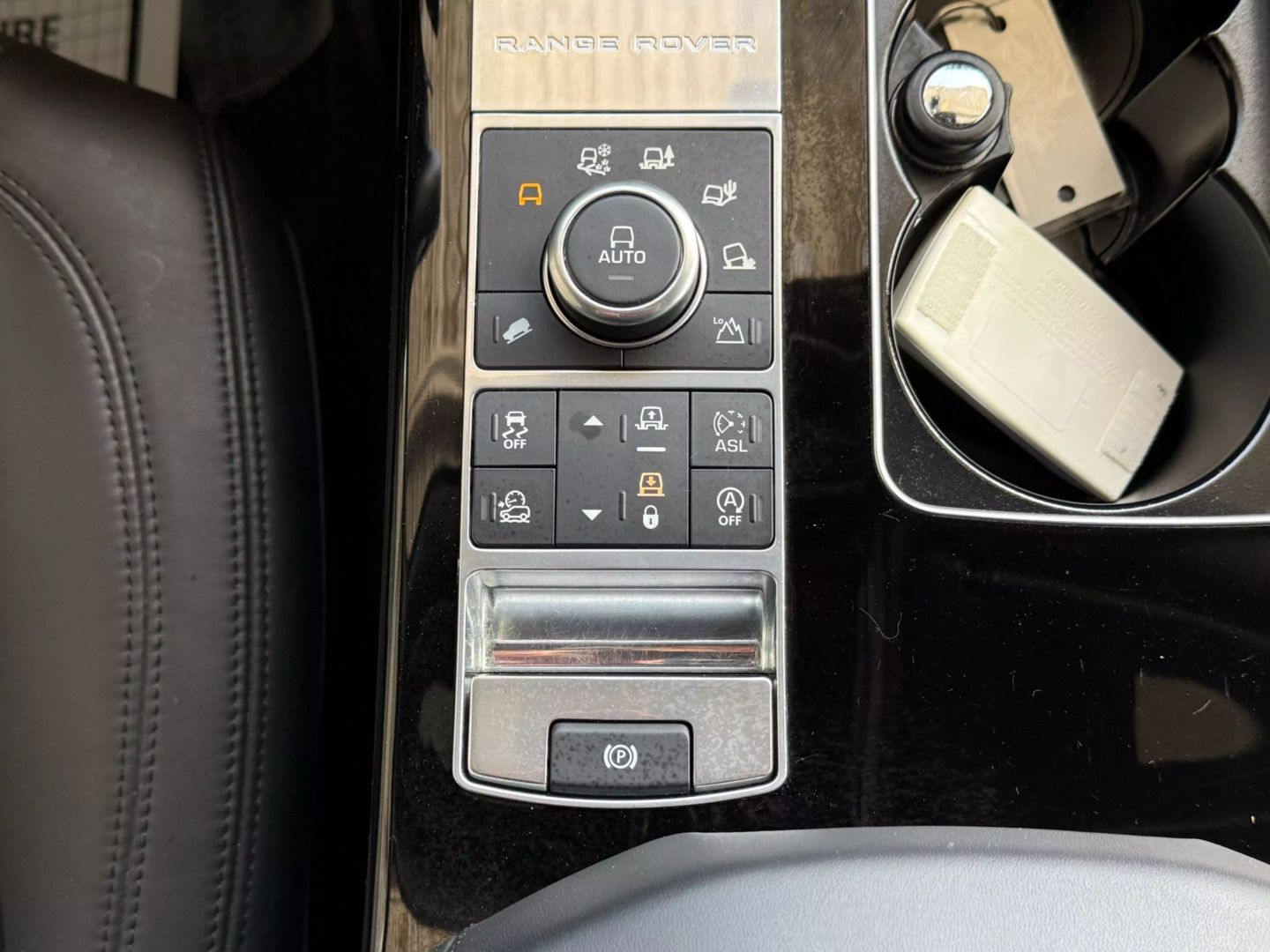 2016 Land Rover Range Rover - Image 36