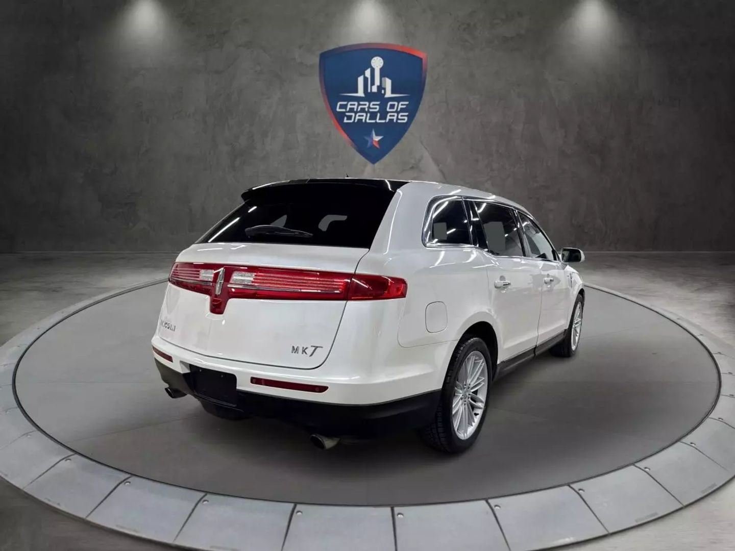 2017 Lincoln Mkt - Image 5