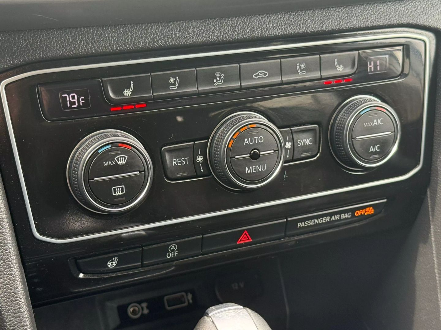 2019 Volkswagen Atlas - Image 51