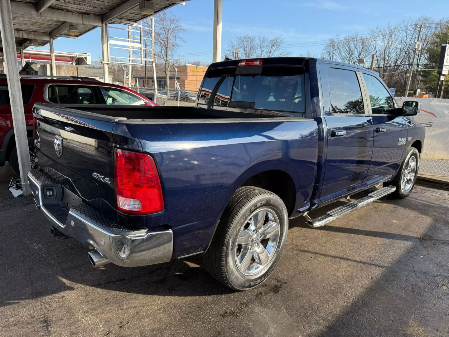 2017 Ram 1500 Crew Cab - Image 12