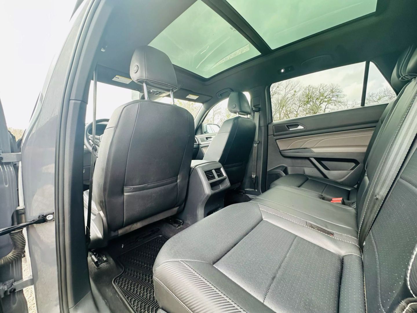 2021 Volkswagen Atlas Cross Sport - Image 16