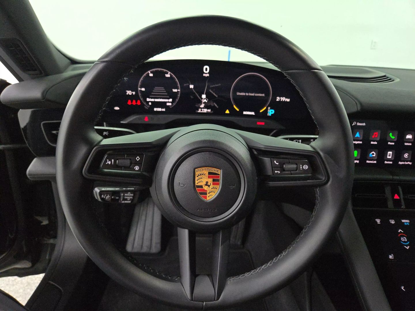 2022 Porsche Taycan - Image 18